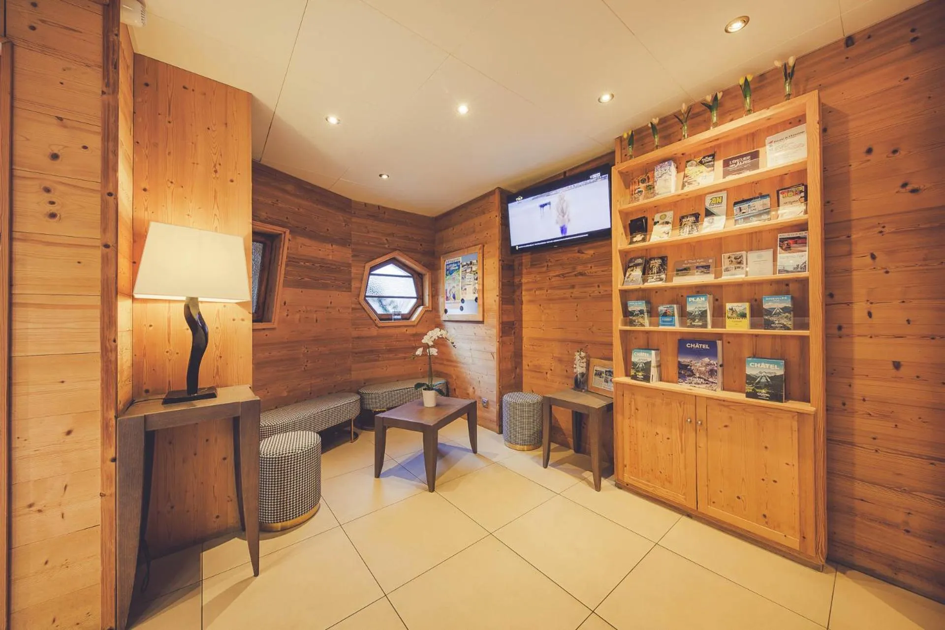 Fleur De Neige Châtel