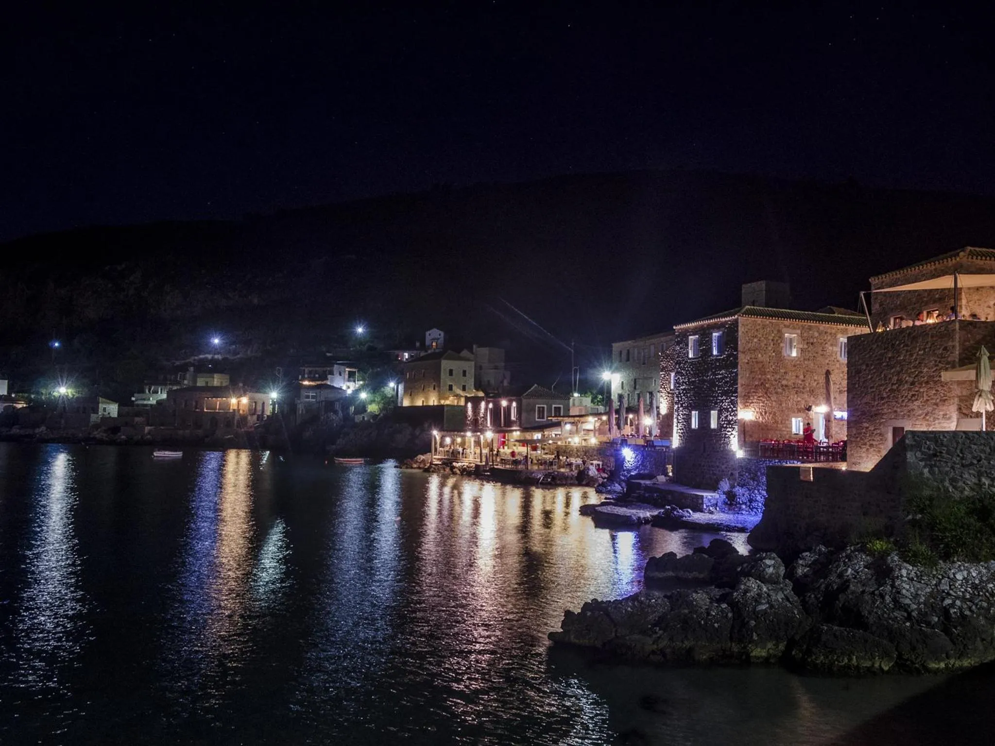 Nearby landmark in Selana Studios