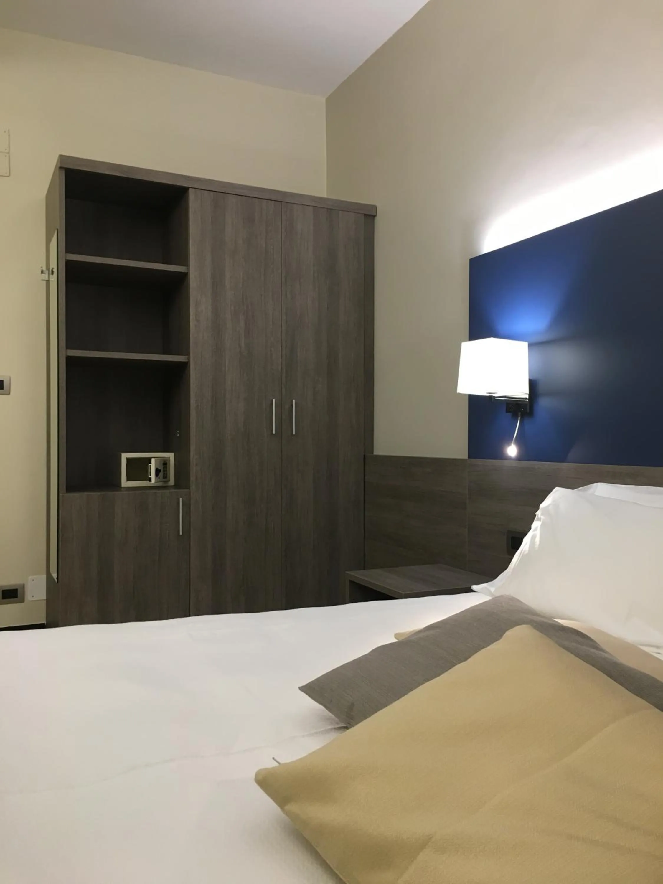 Other, Bed in Hotel Mediterranée