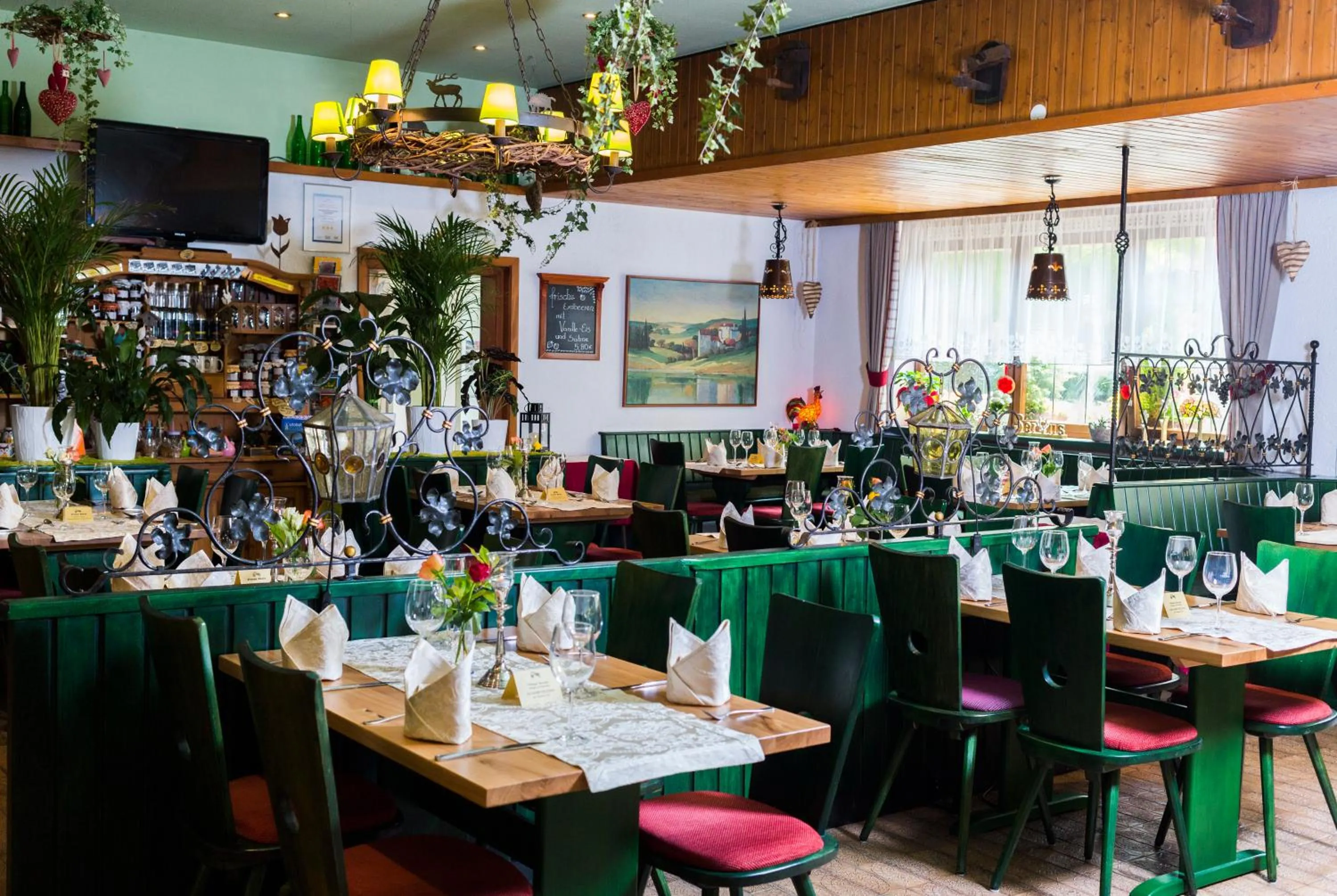 Restaurant/places to eat in Hotel-Restaurant zum Ochsen