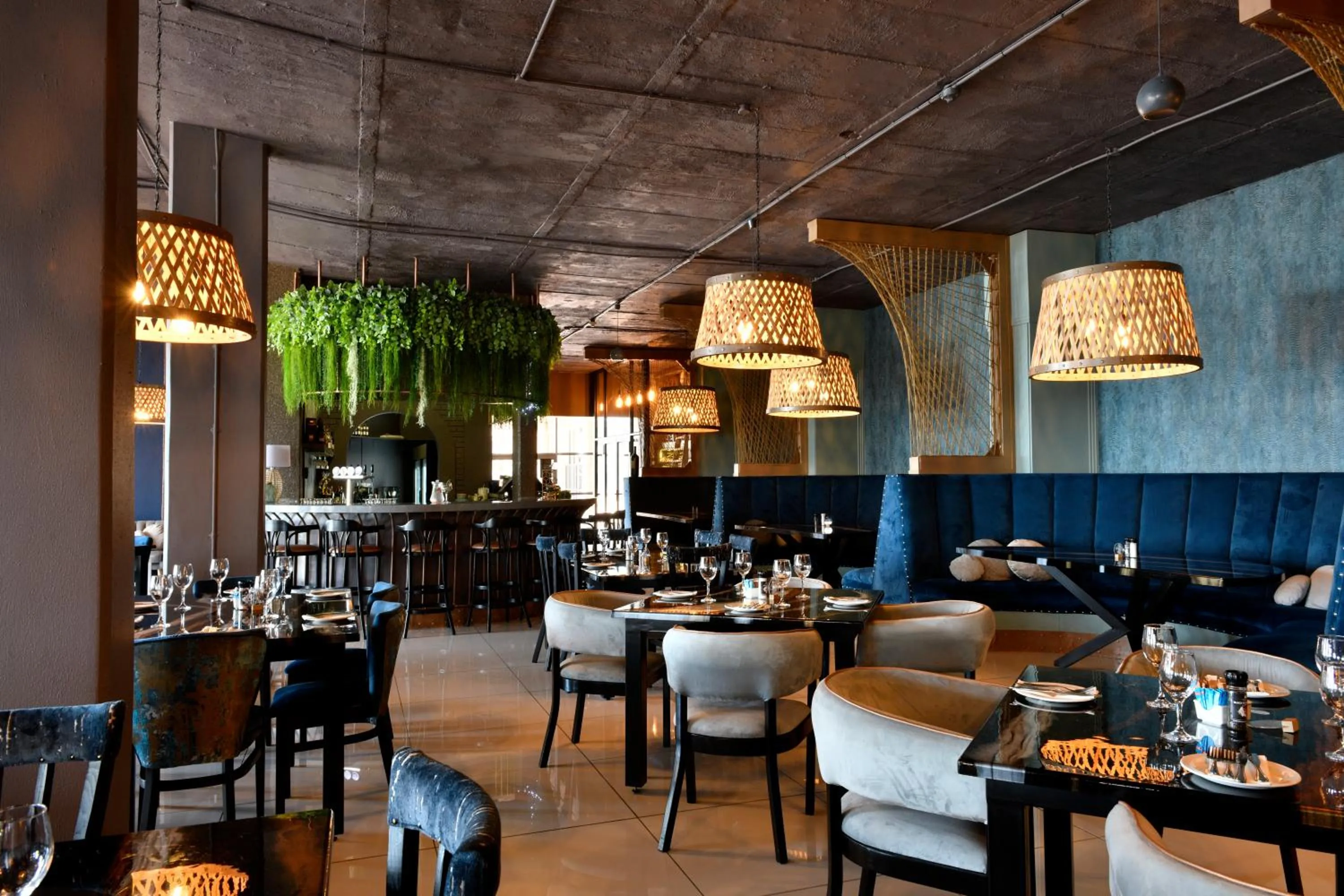 Restaurant/places to eat in Diaz Hotel and Resort