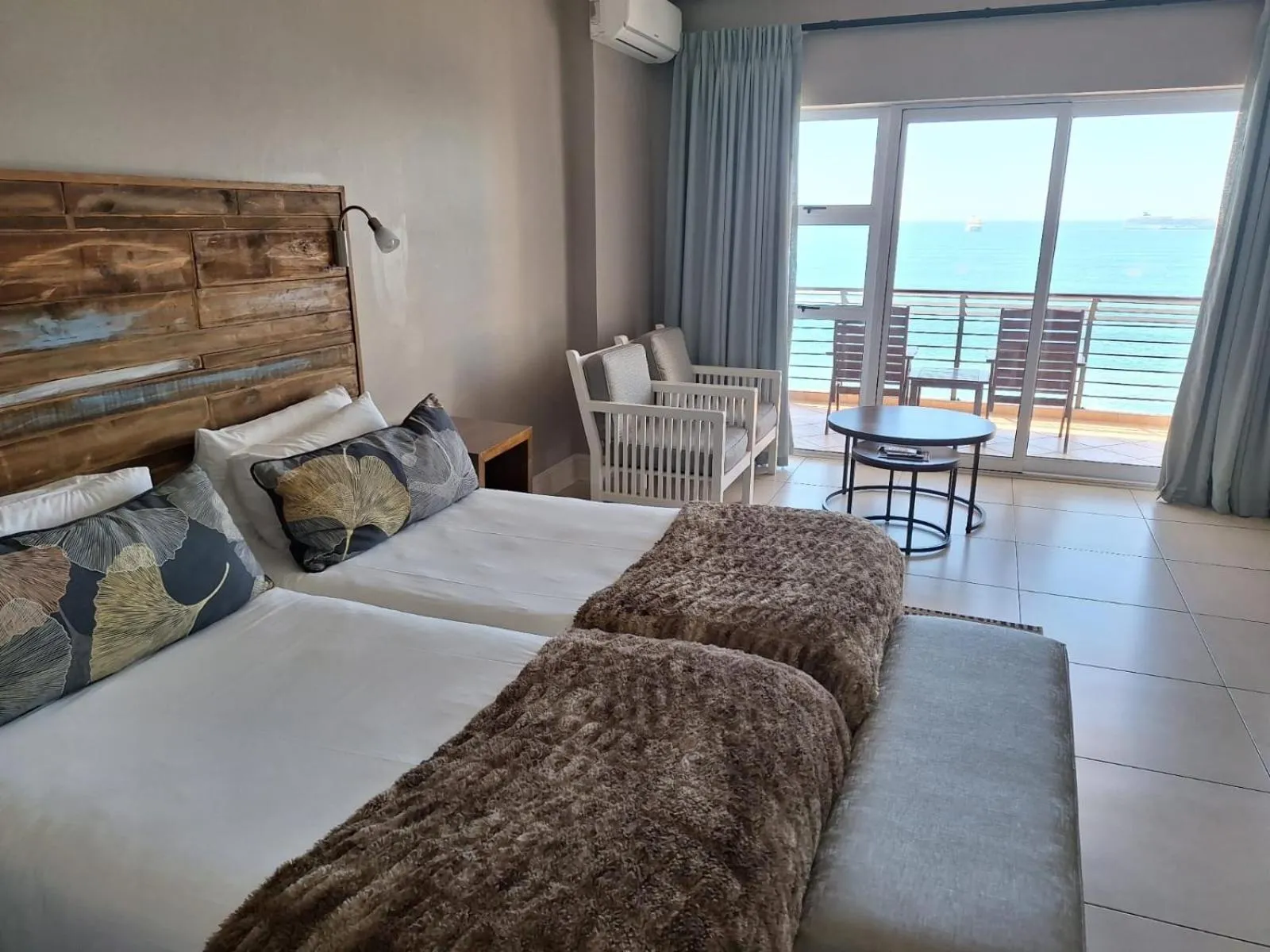 Bed in Diaz Hotel and Resort