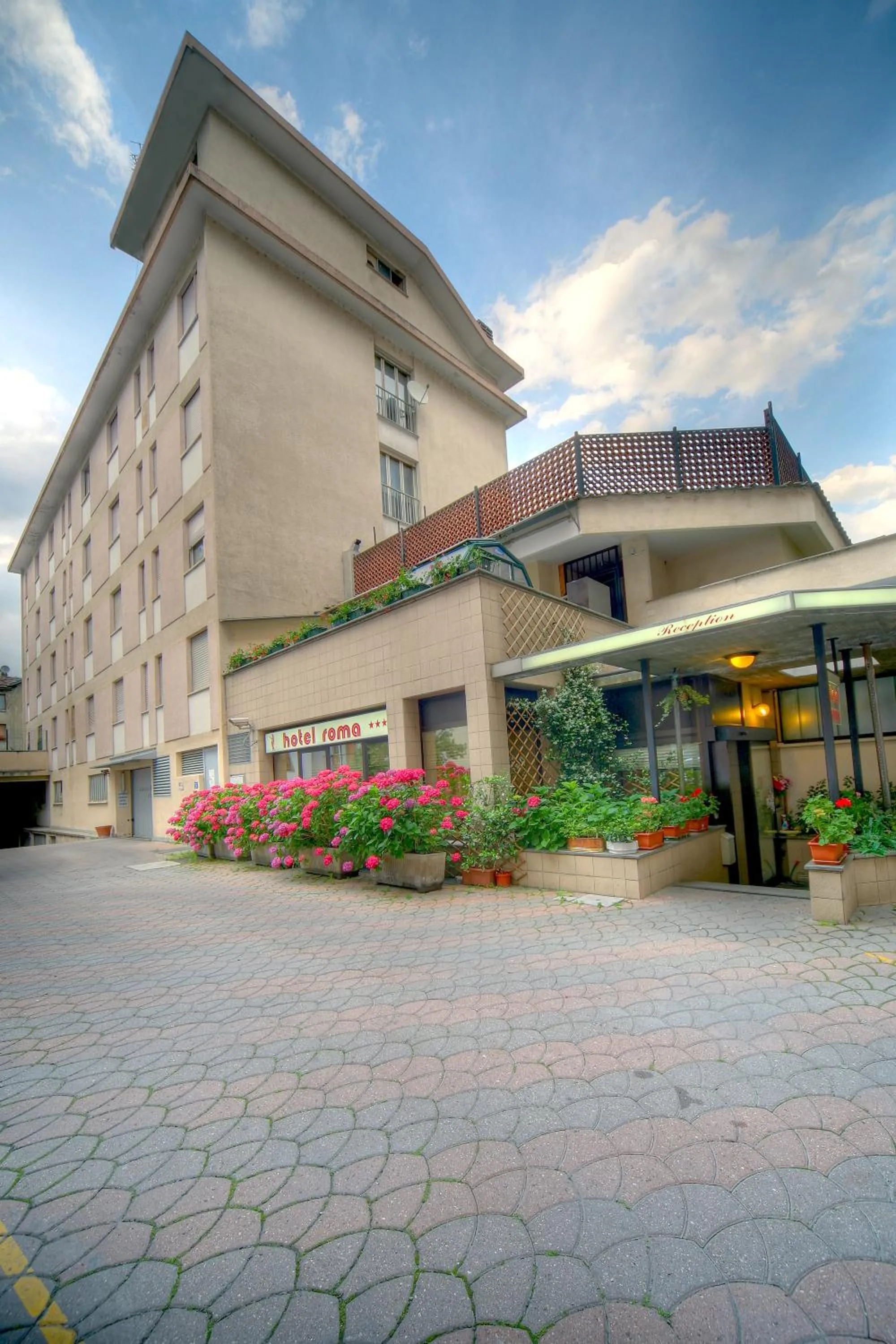 Facade/entrance in Hotel Roma