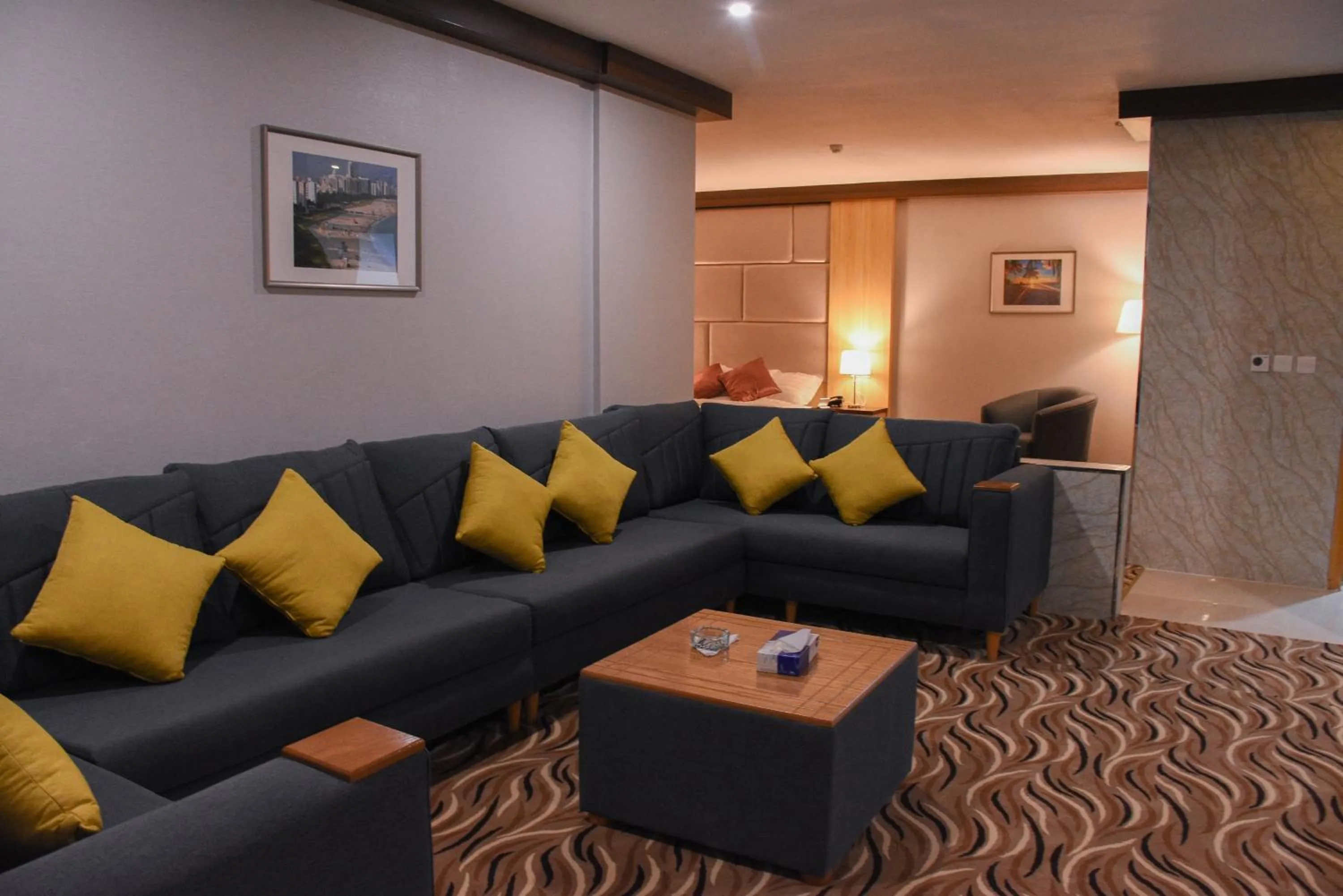 Lounge or bar in Florida Inn Hotel