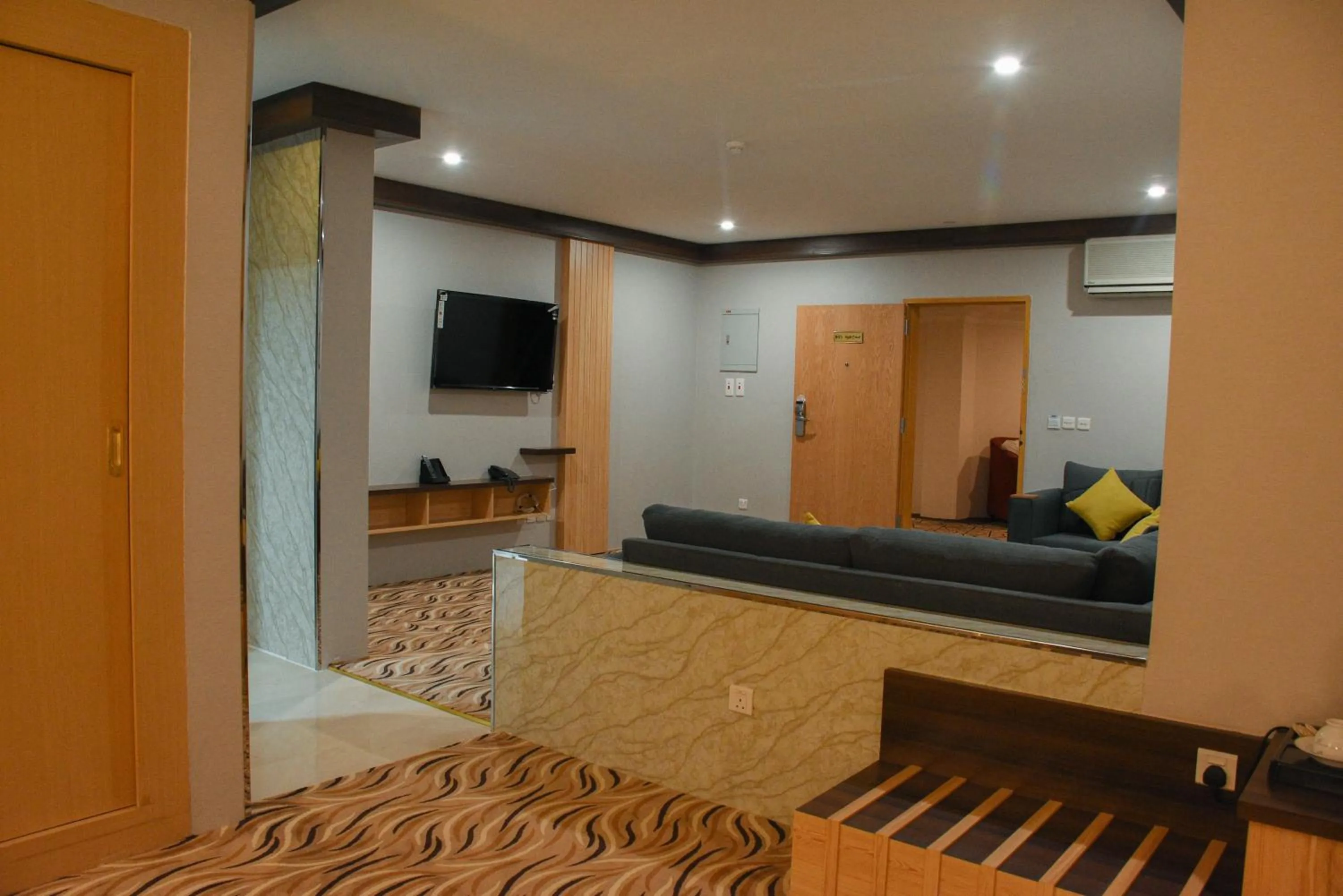 Seating area in Florida Inn Hotel