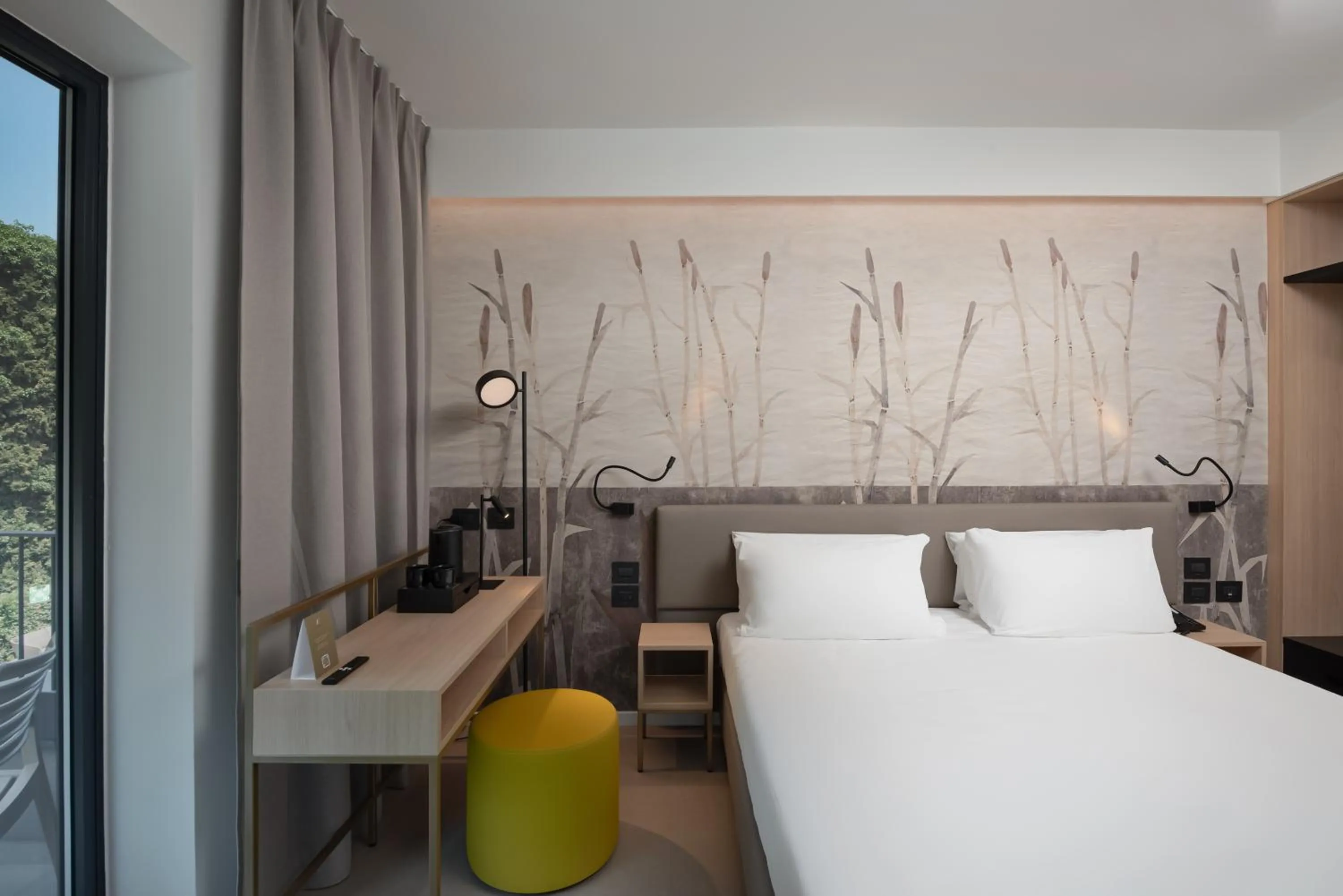 Bedroom, Bed in Hotel Royal Village