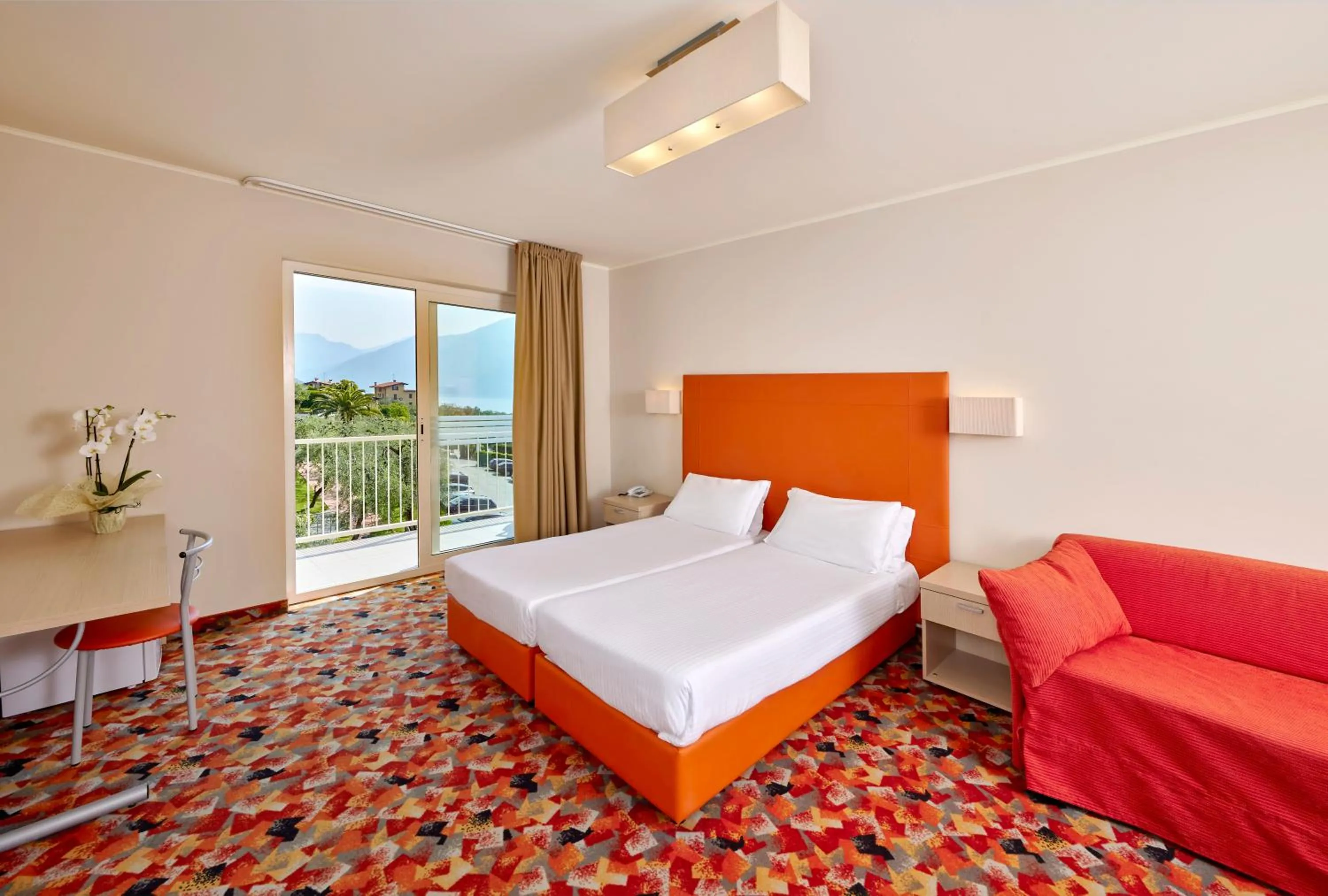 Bedroom, Bed in Hotel Royal Village