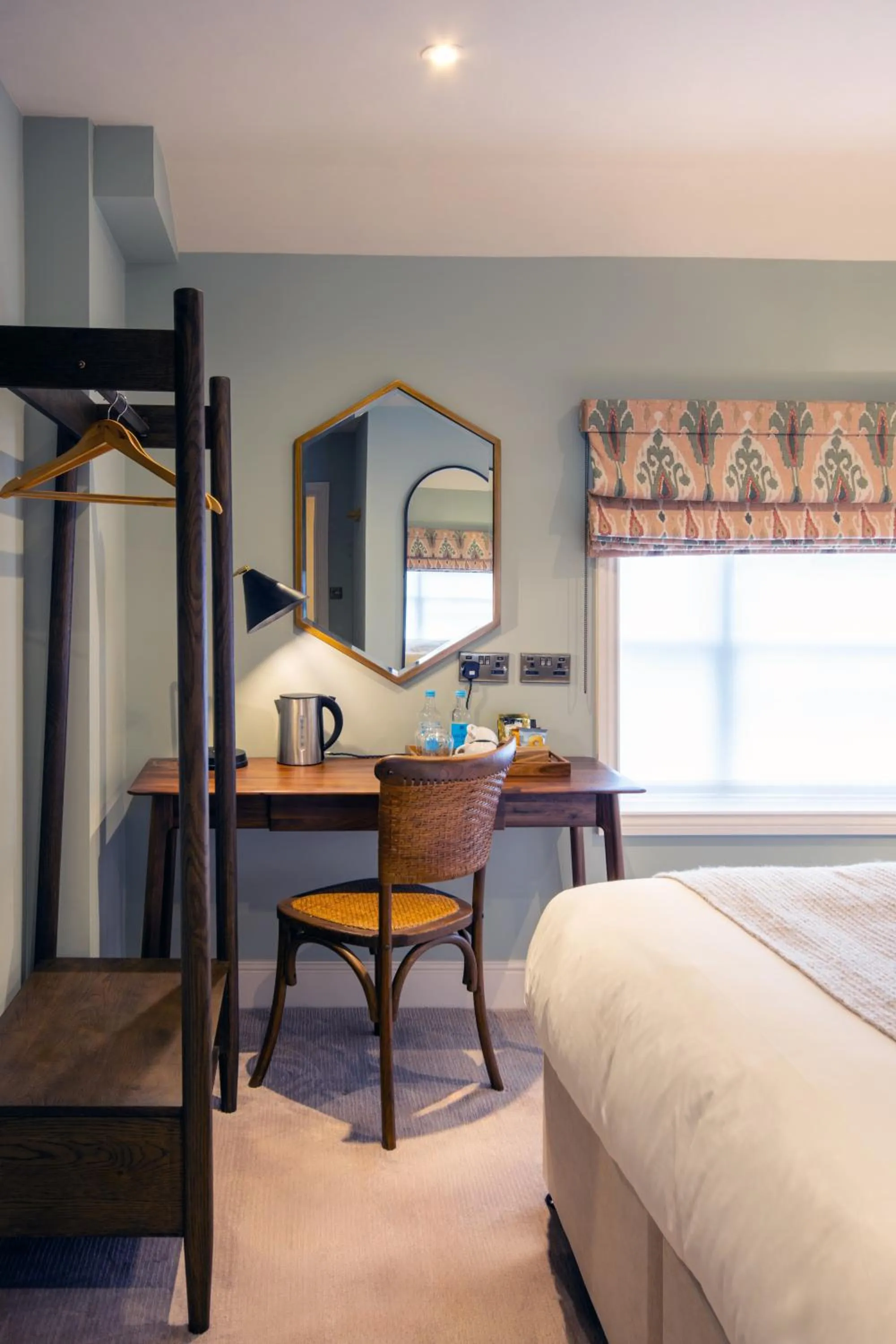 Bedroom, Bed in The Bell Hotel, Saxmundham