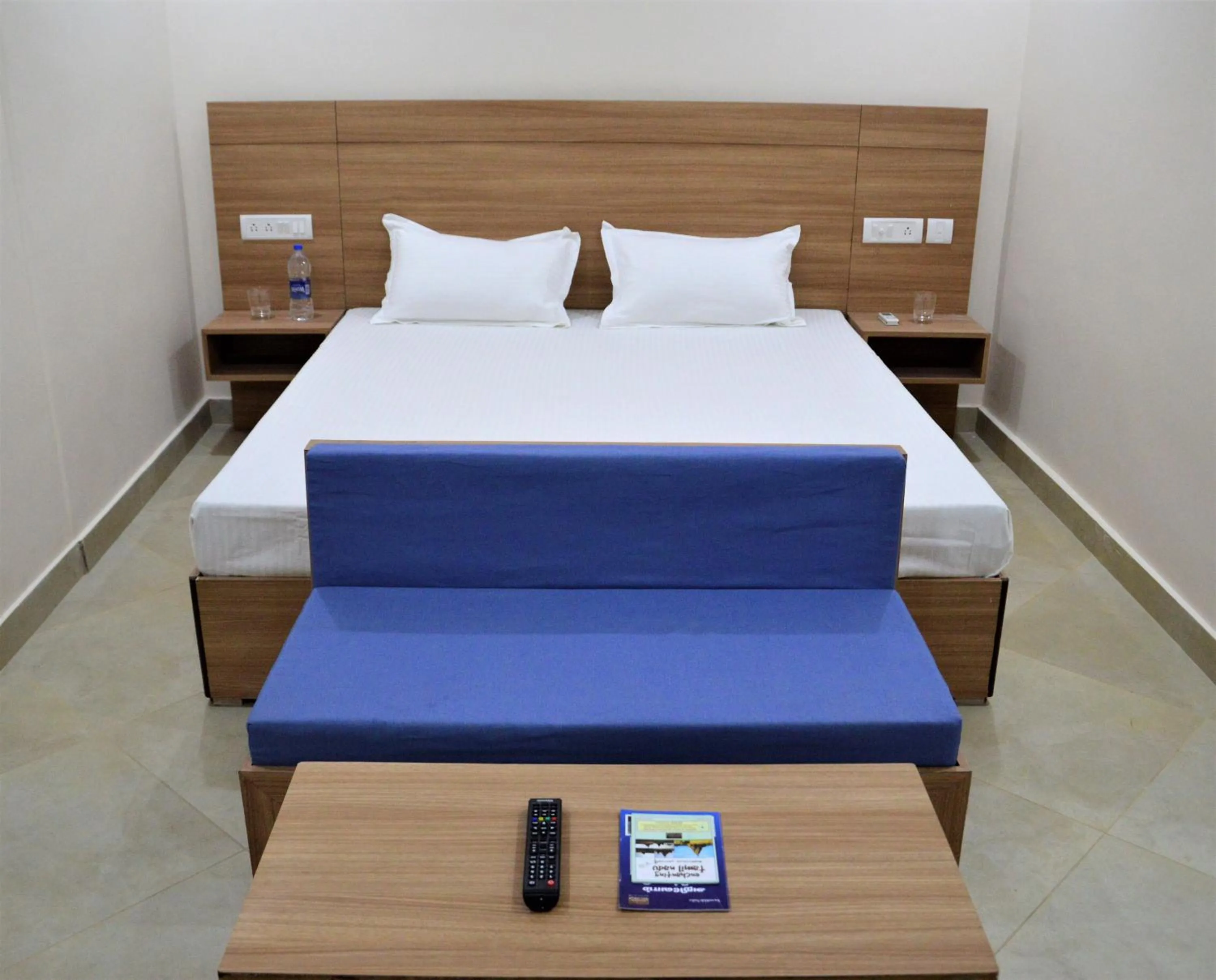 Oceanside Mahabalipuram - With Beach access