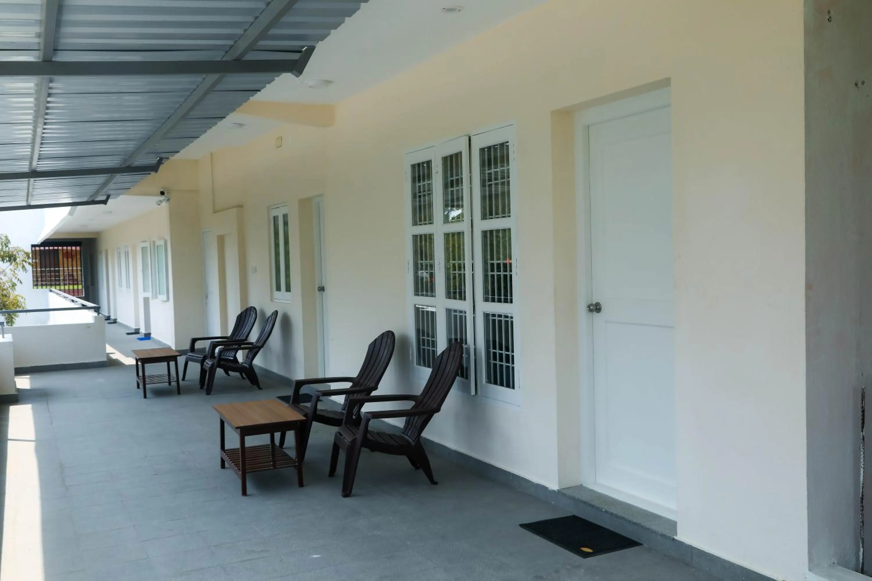 Balcony/Terrace in Oceanside Mahabalipuram - With Beach access