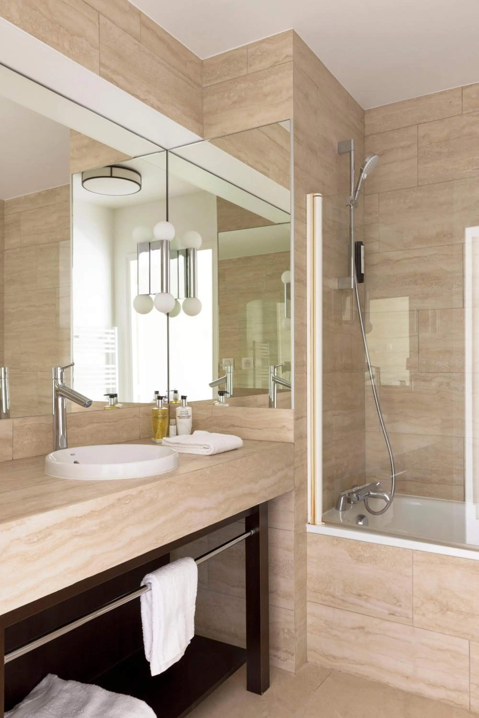 Le Plessis Grand Hotel