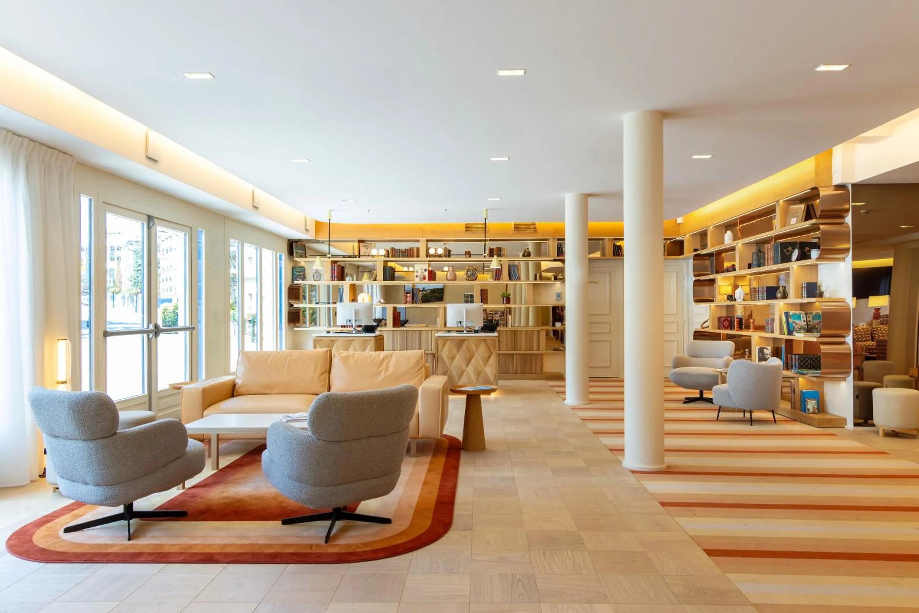 Lobby or reception in Le Plessis Grand Hotel