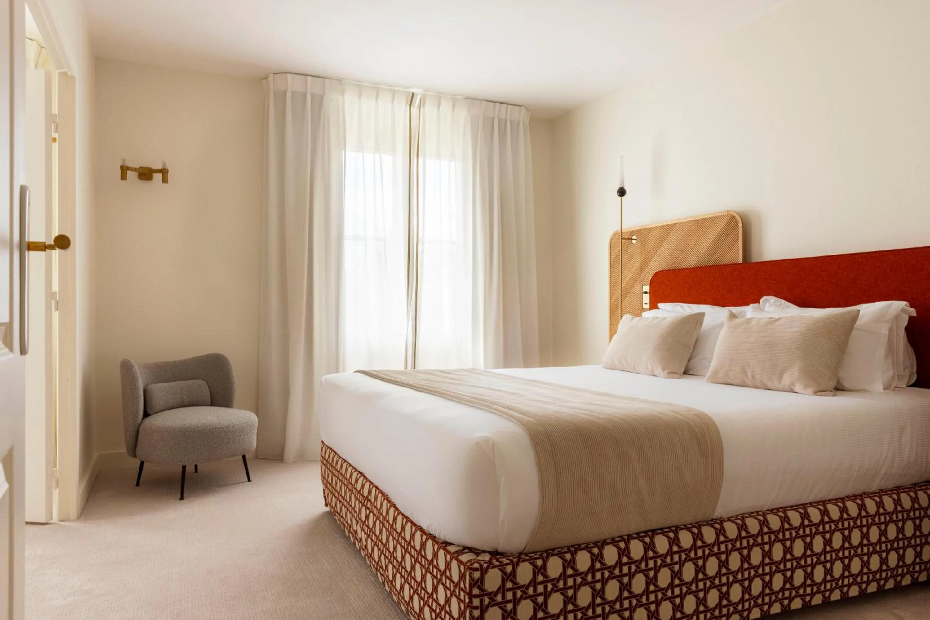 Bed in Le Plessis Grand Hotel