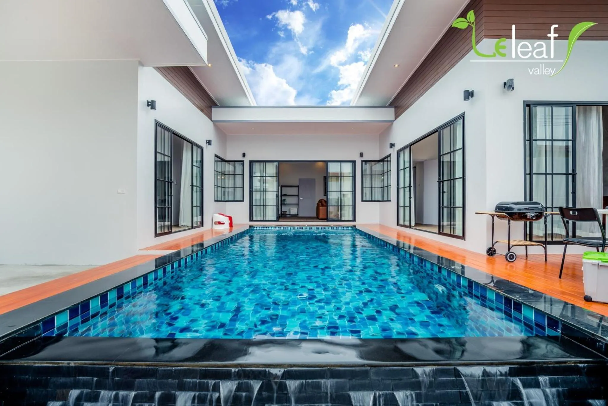 J Pool Villa Huahin