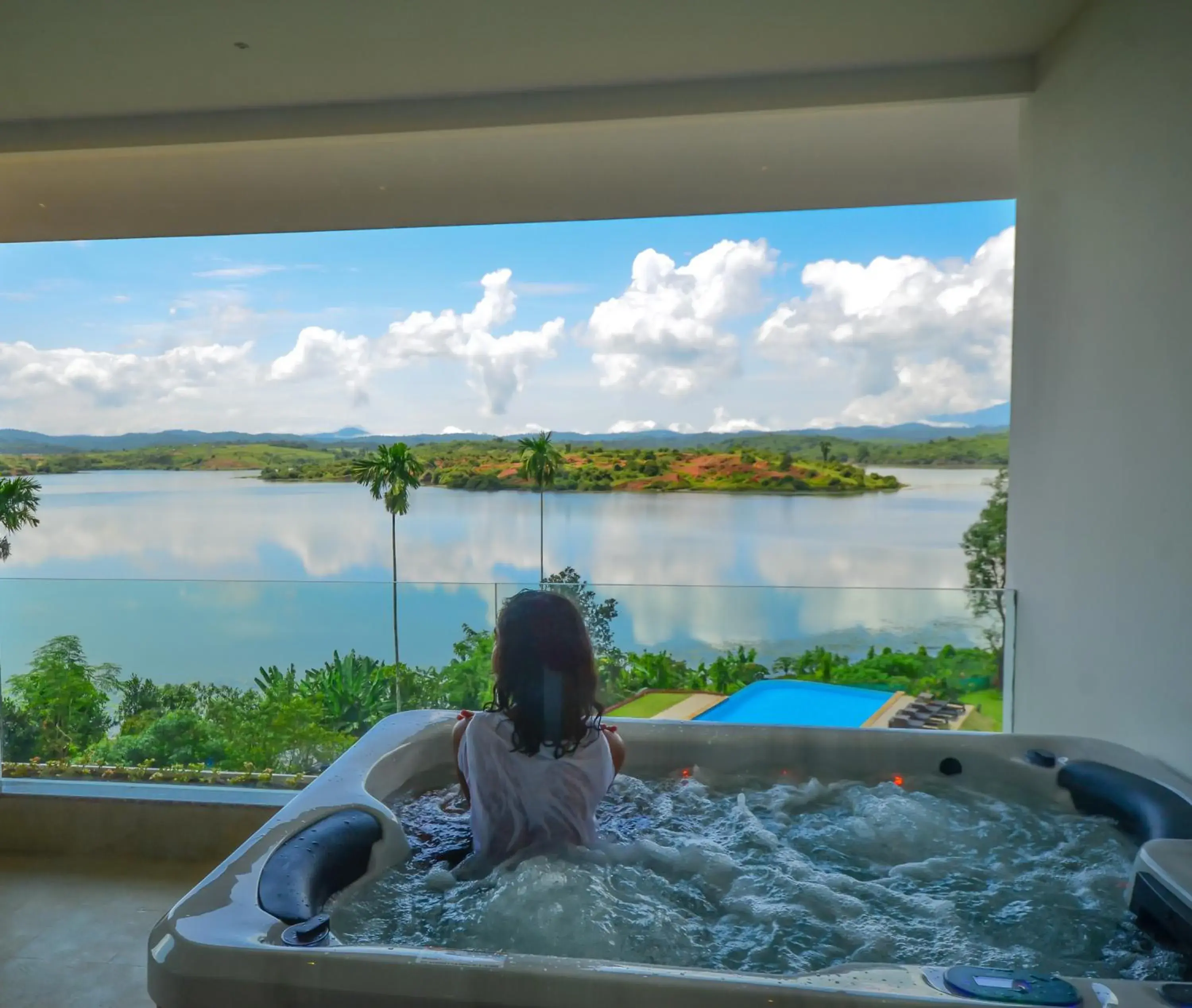 Executive Jacuzzi Suite in LakeRose Wayanad Resort Executive Jacuzzi Suite in LakeRose Wayanad Resort