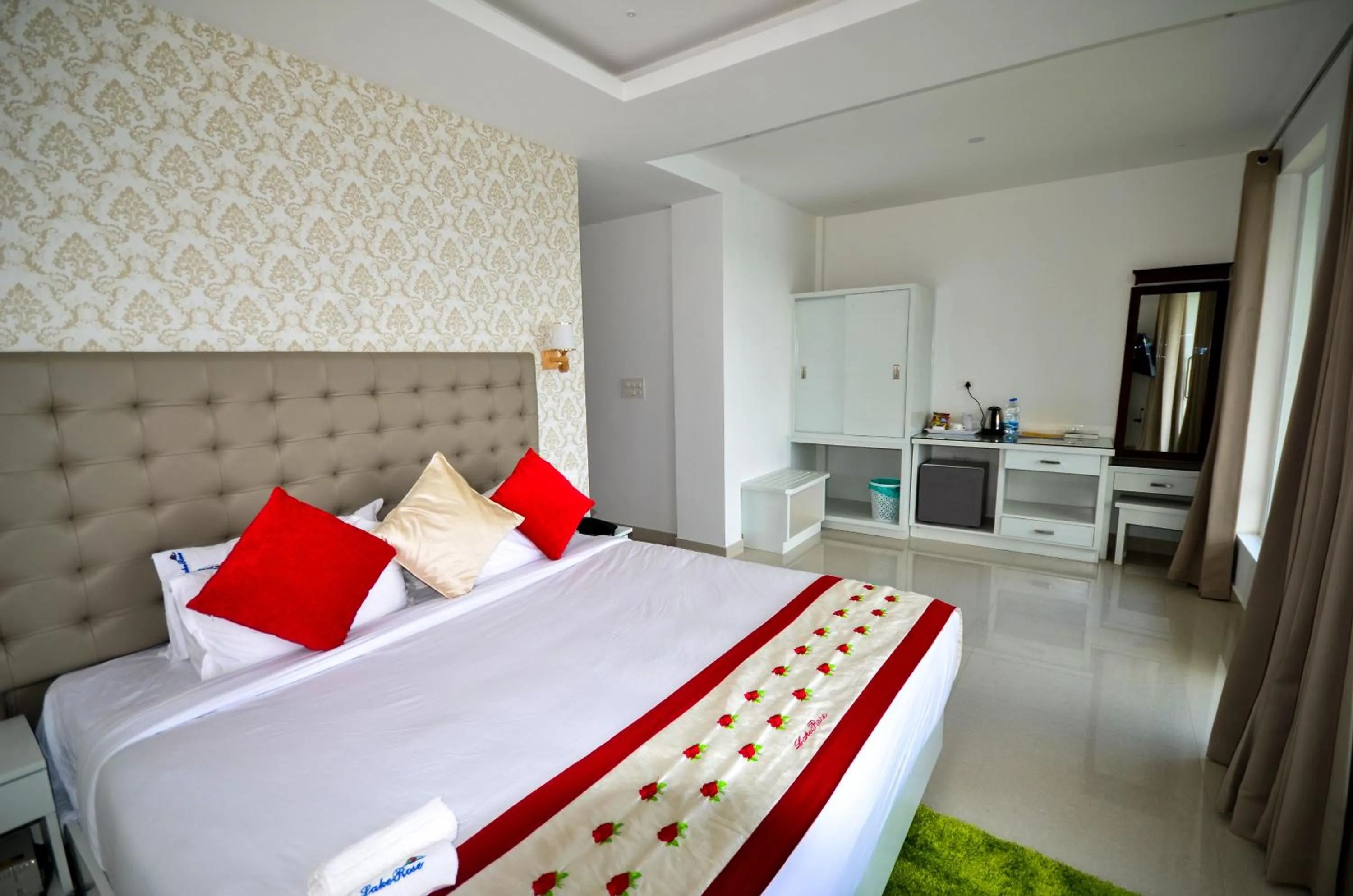 Bed in LakeRose Wayanad Resort