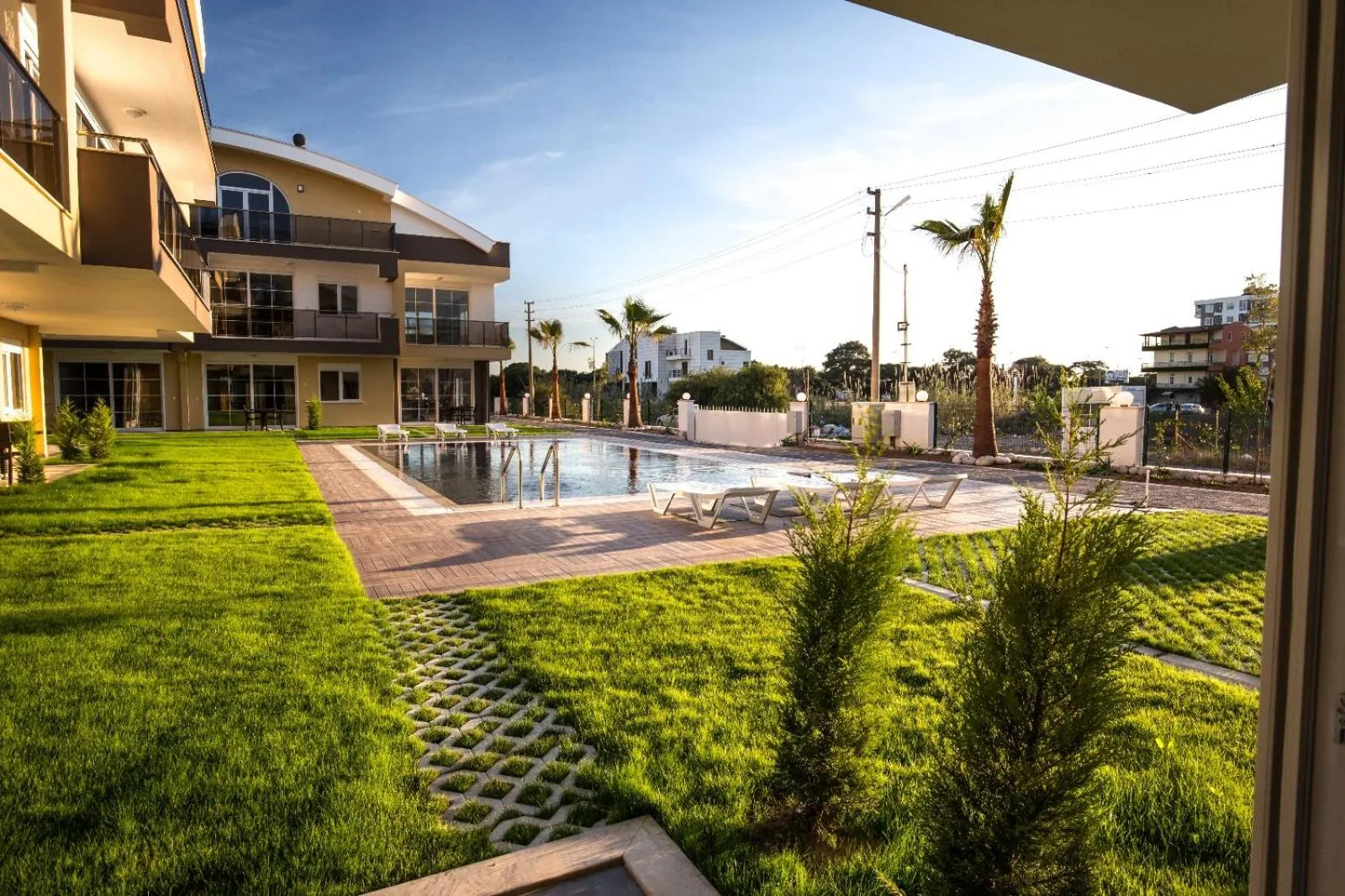 Garden in Lara Beach Homes