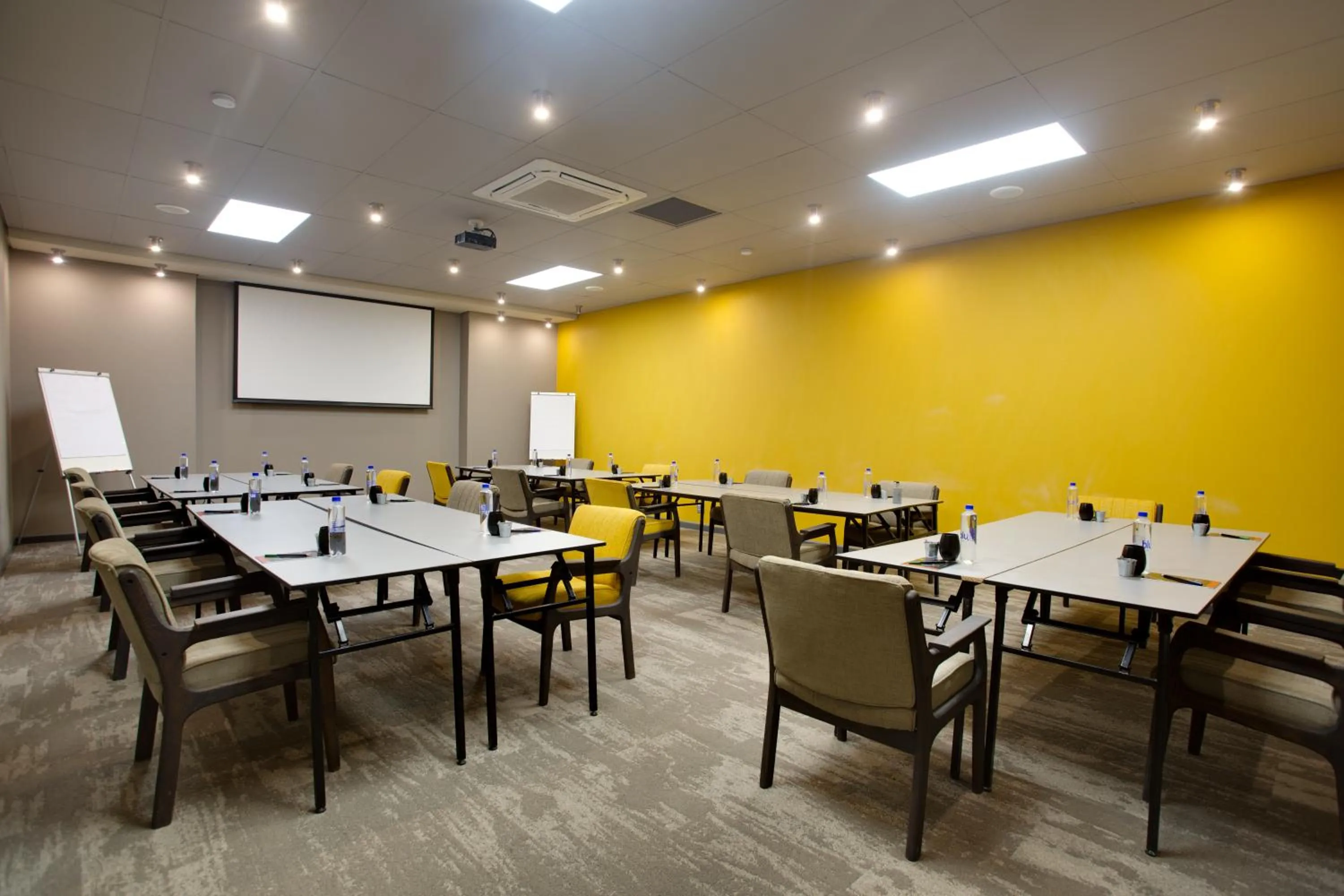 Business facilities in 26° South Bush Boho Hotel