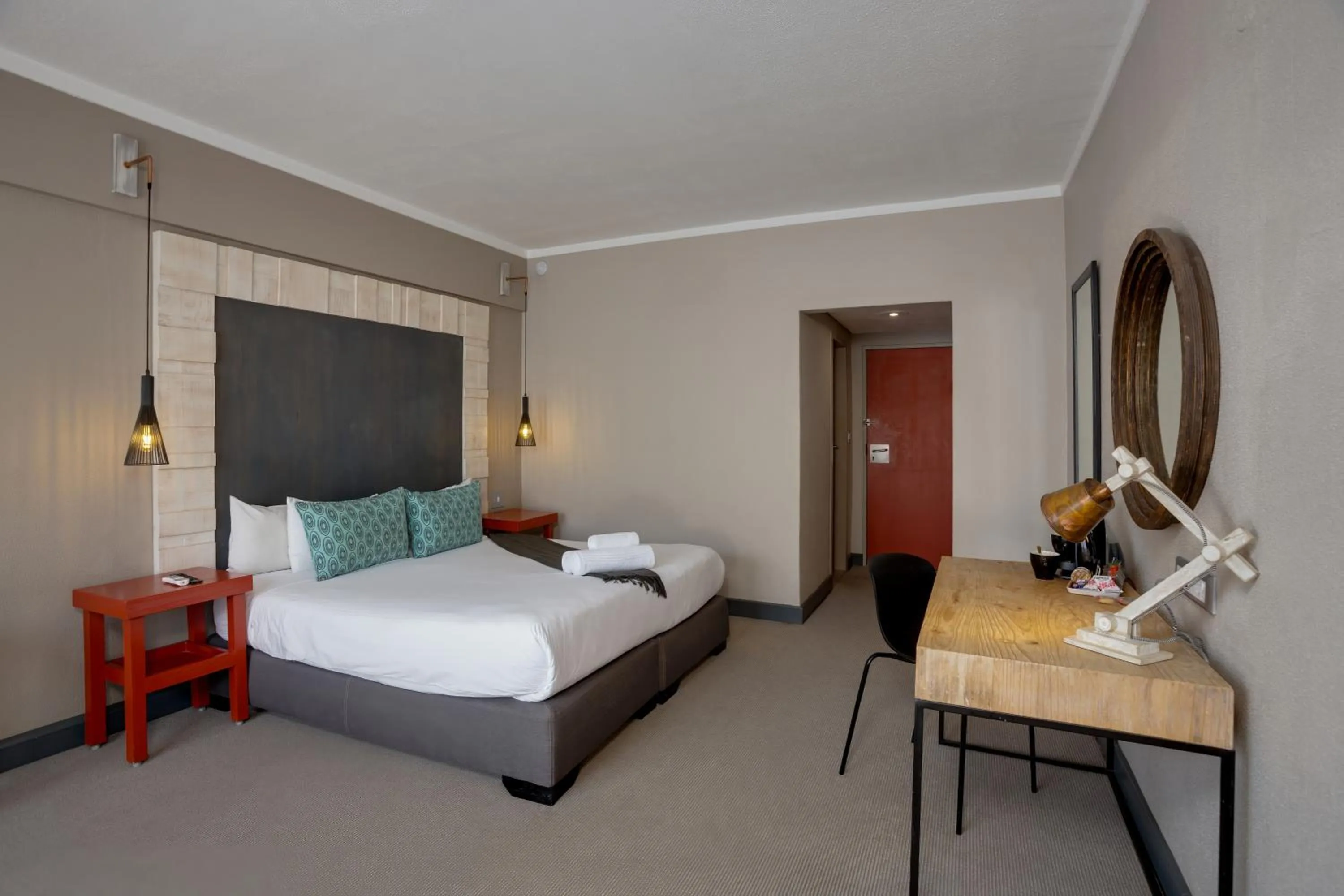 Photo of the whole room, Bed in 26° South Bush Boho Hotel