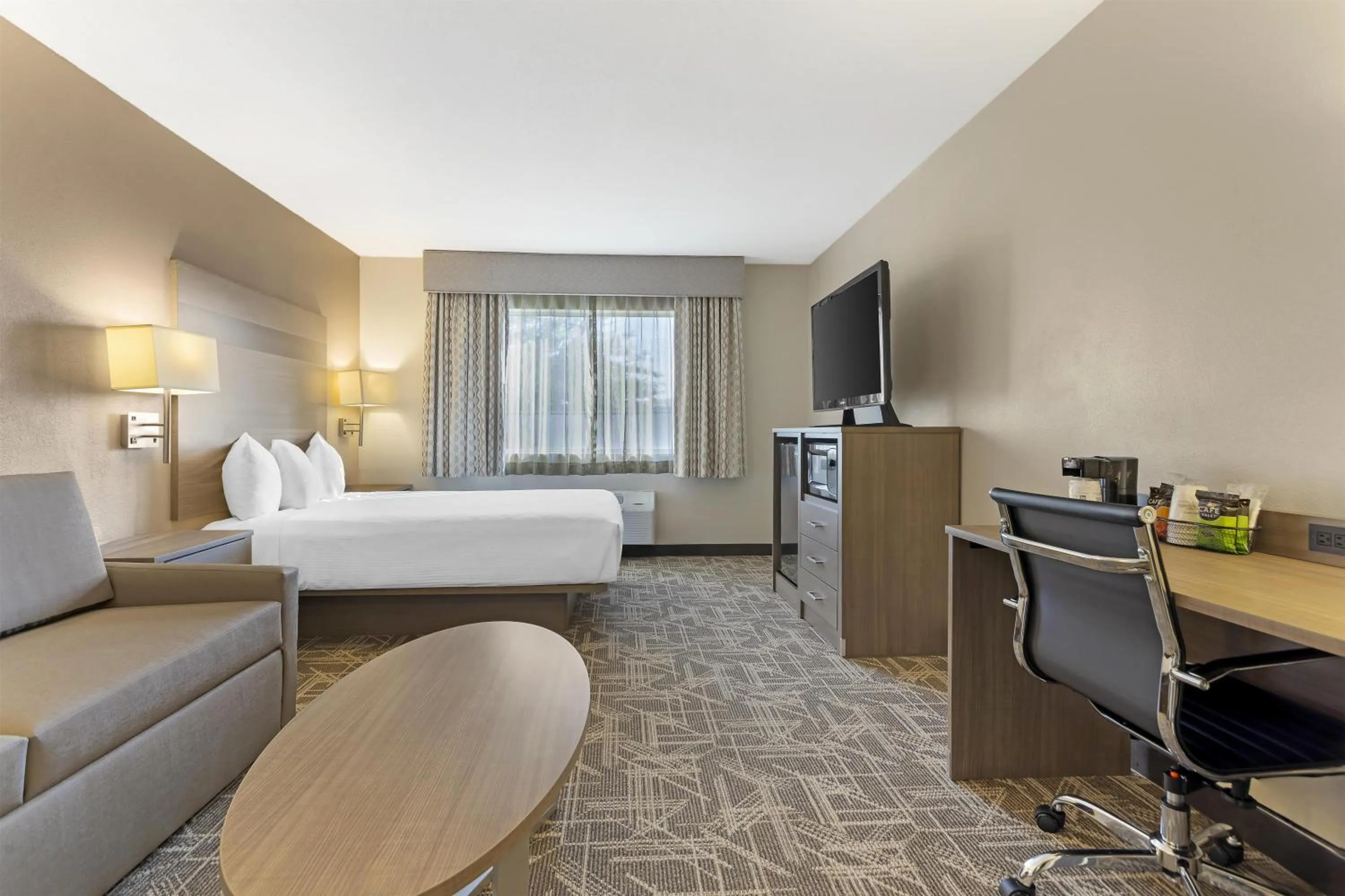 Bedroom, Bed in Best Western Kettleman City Inn & Suites