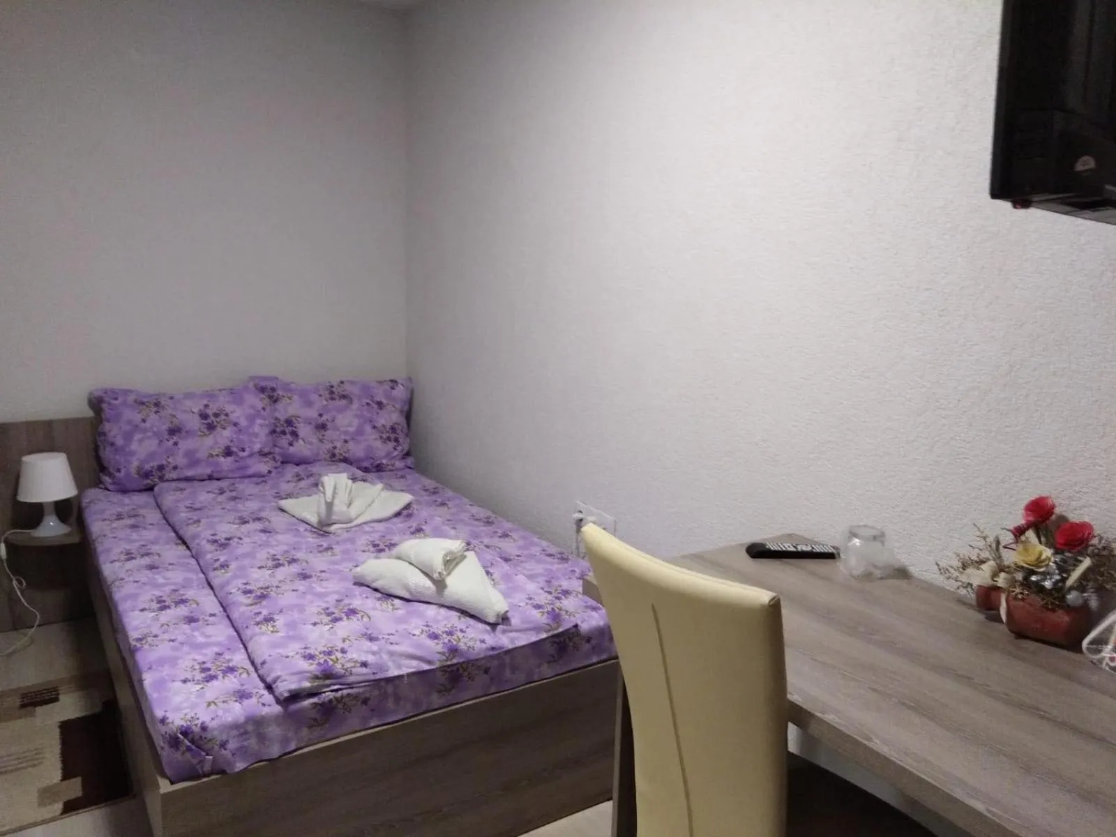 Bed in Pensiunea La Gagea