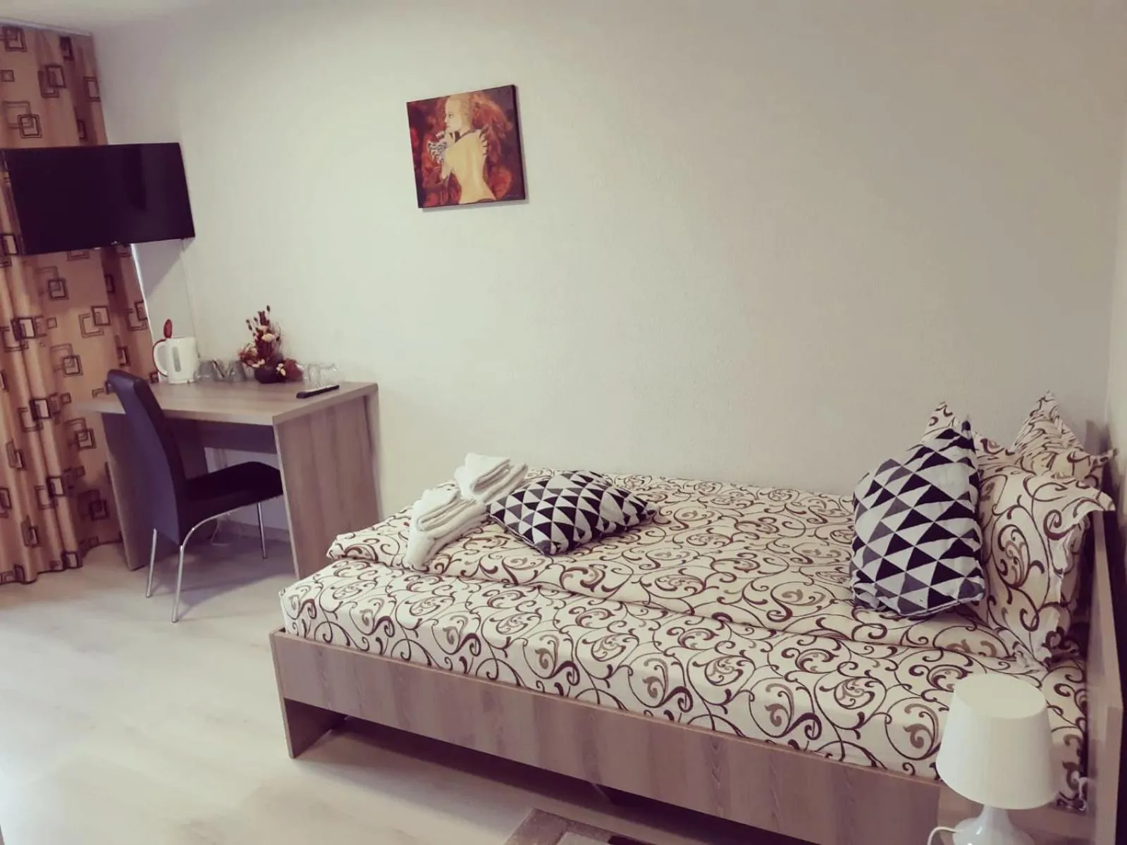 Bed in Pensiunea La Gagea