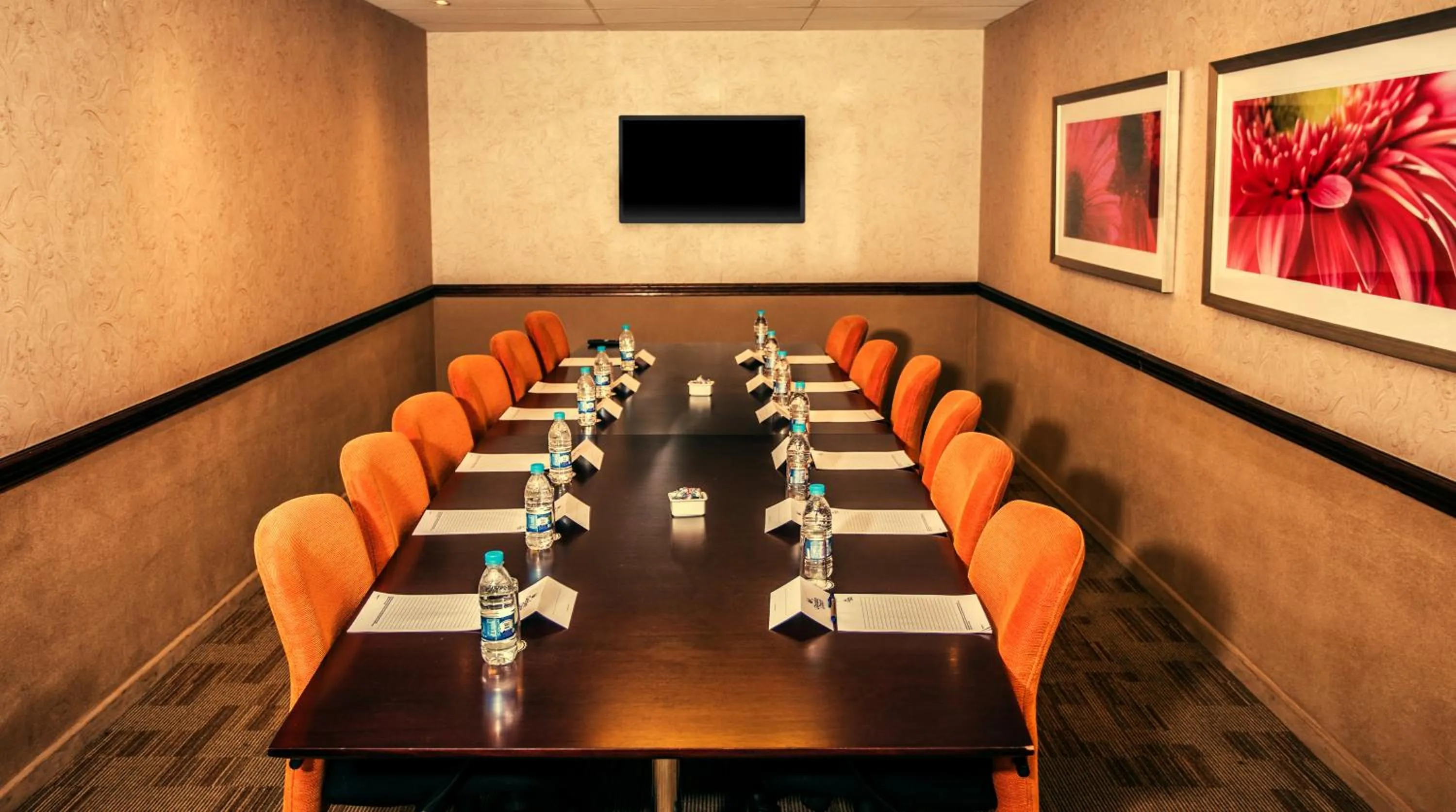 Meeting/conference room in Garden Court OR Tambo International Airport