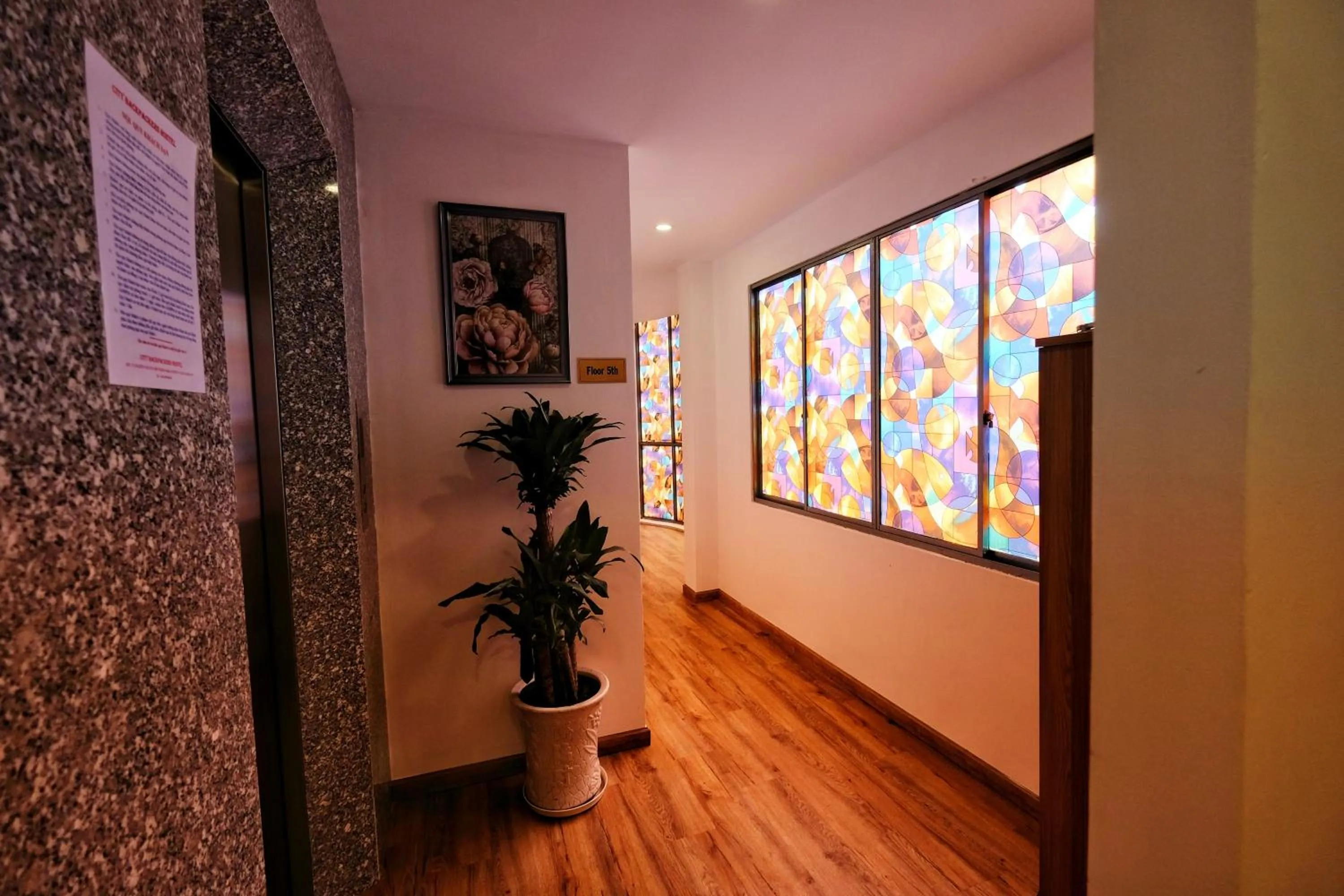 Property building in City Backpackers Hostel