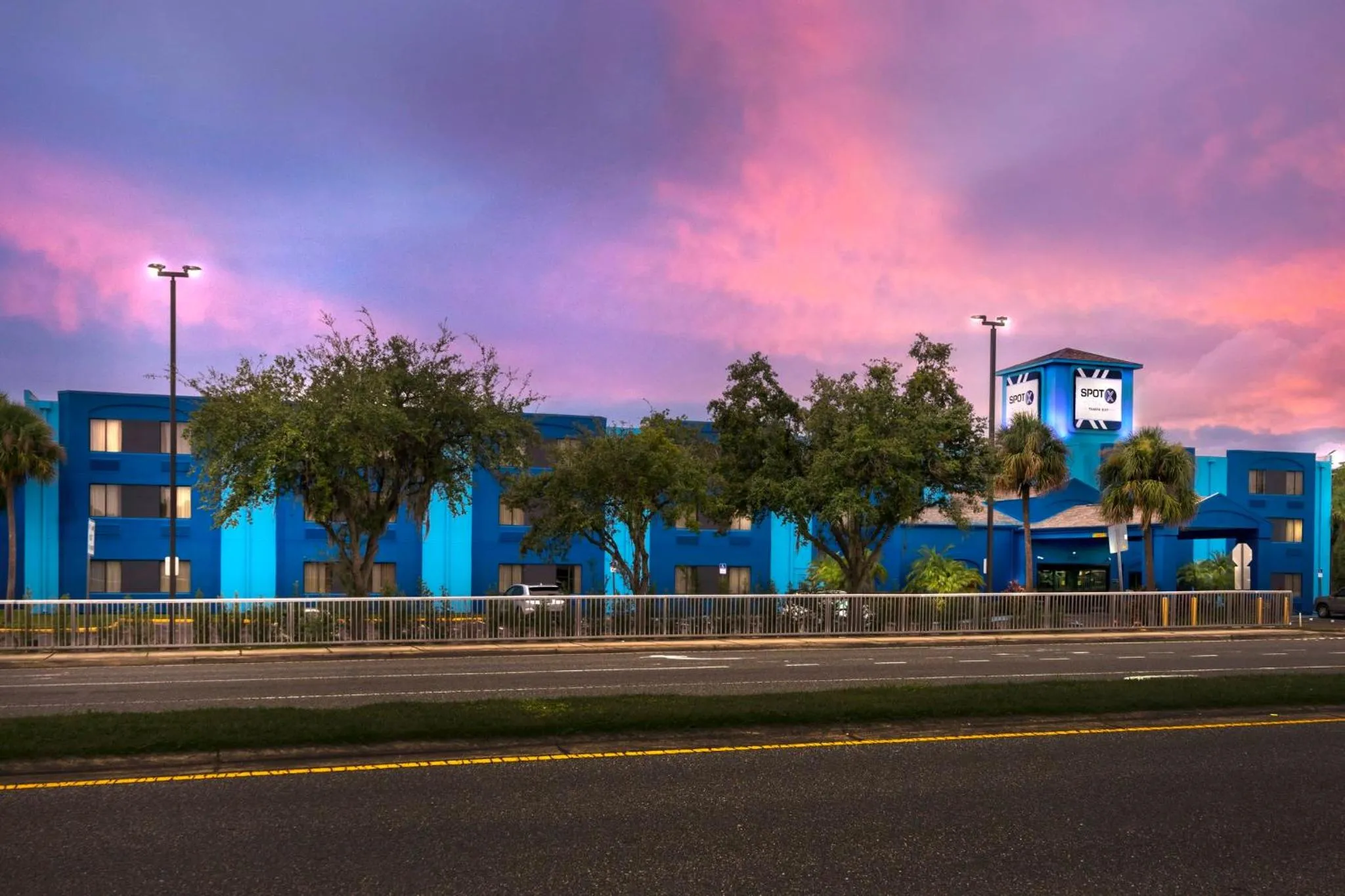 Property building in SPOT X Hotel Tampa - Wesley Chapel by The Red Collection