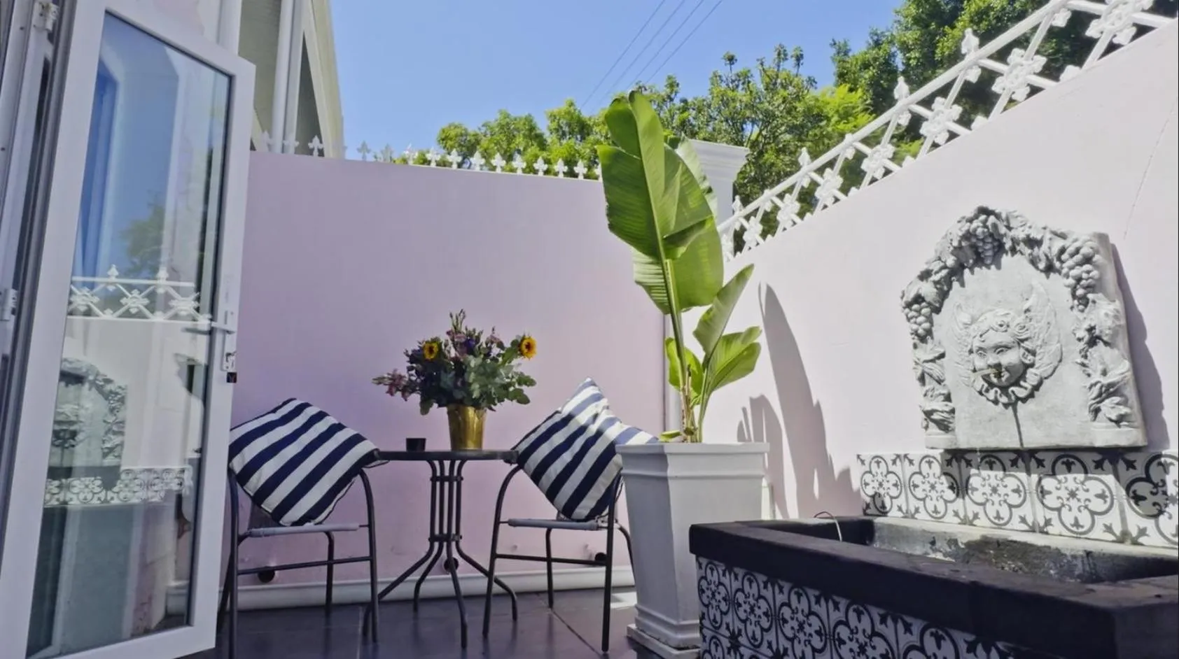Patio in The Villa Rosa Hotel & Self-catering Apartments