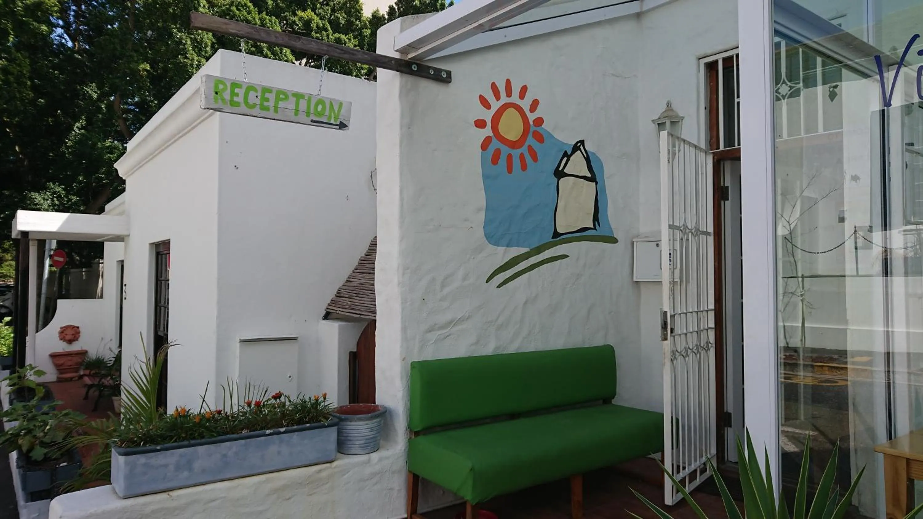 Facade/entrance in House on the Hill