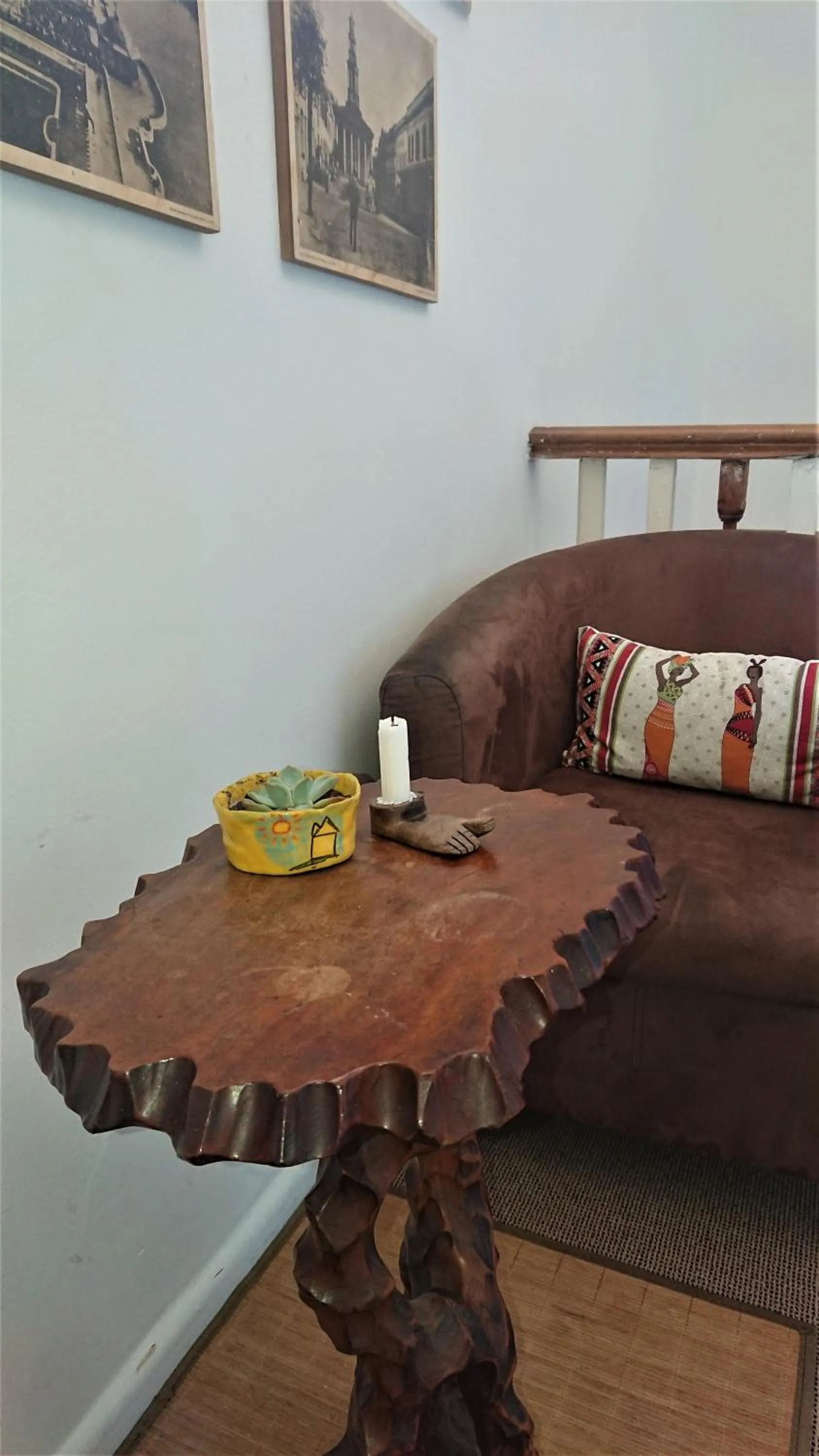 Decorative detail in House on the Hill