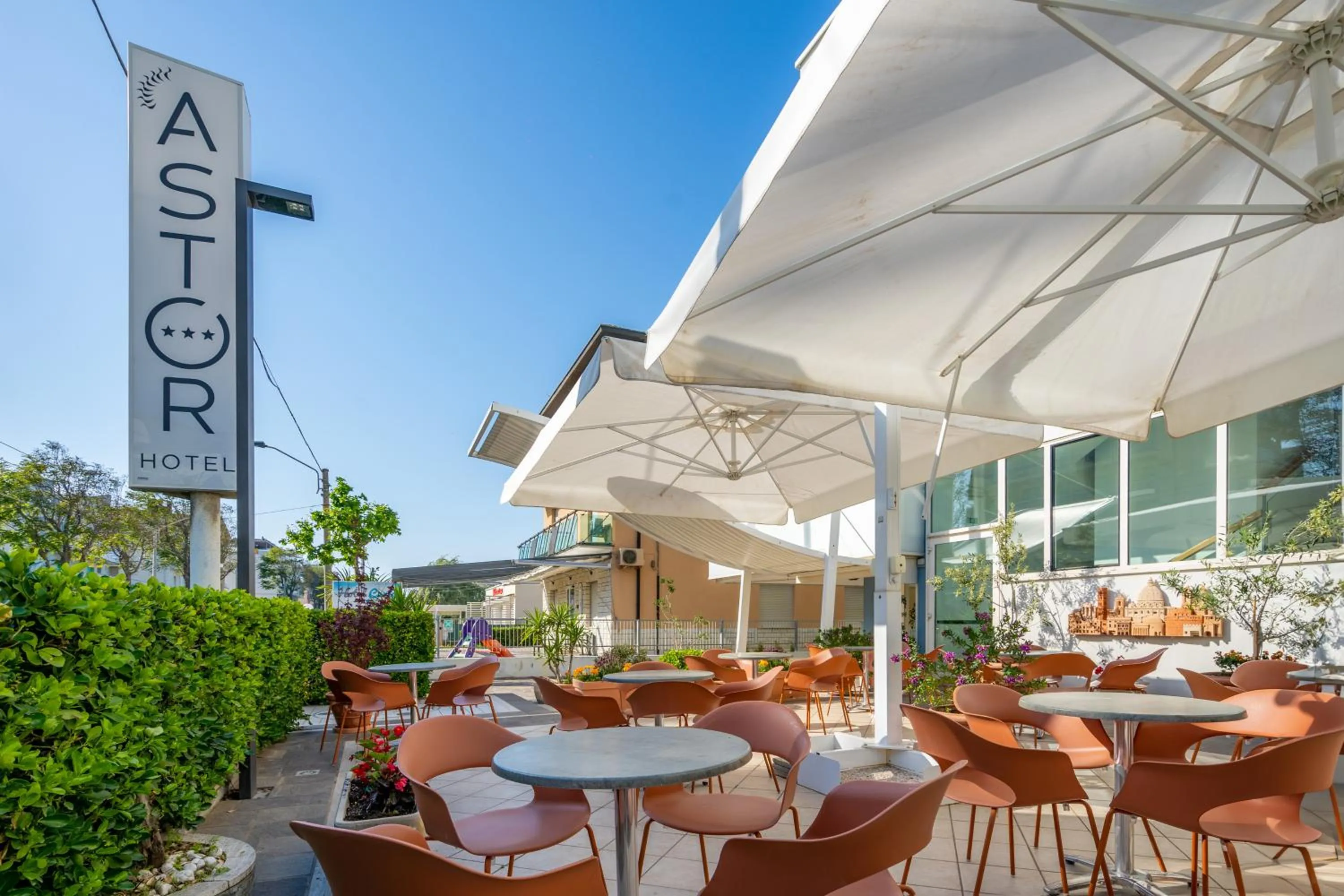 Property building in Hotel Astor