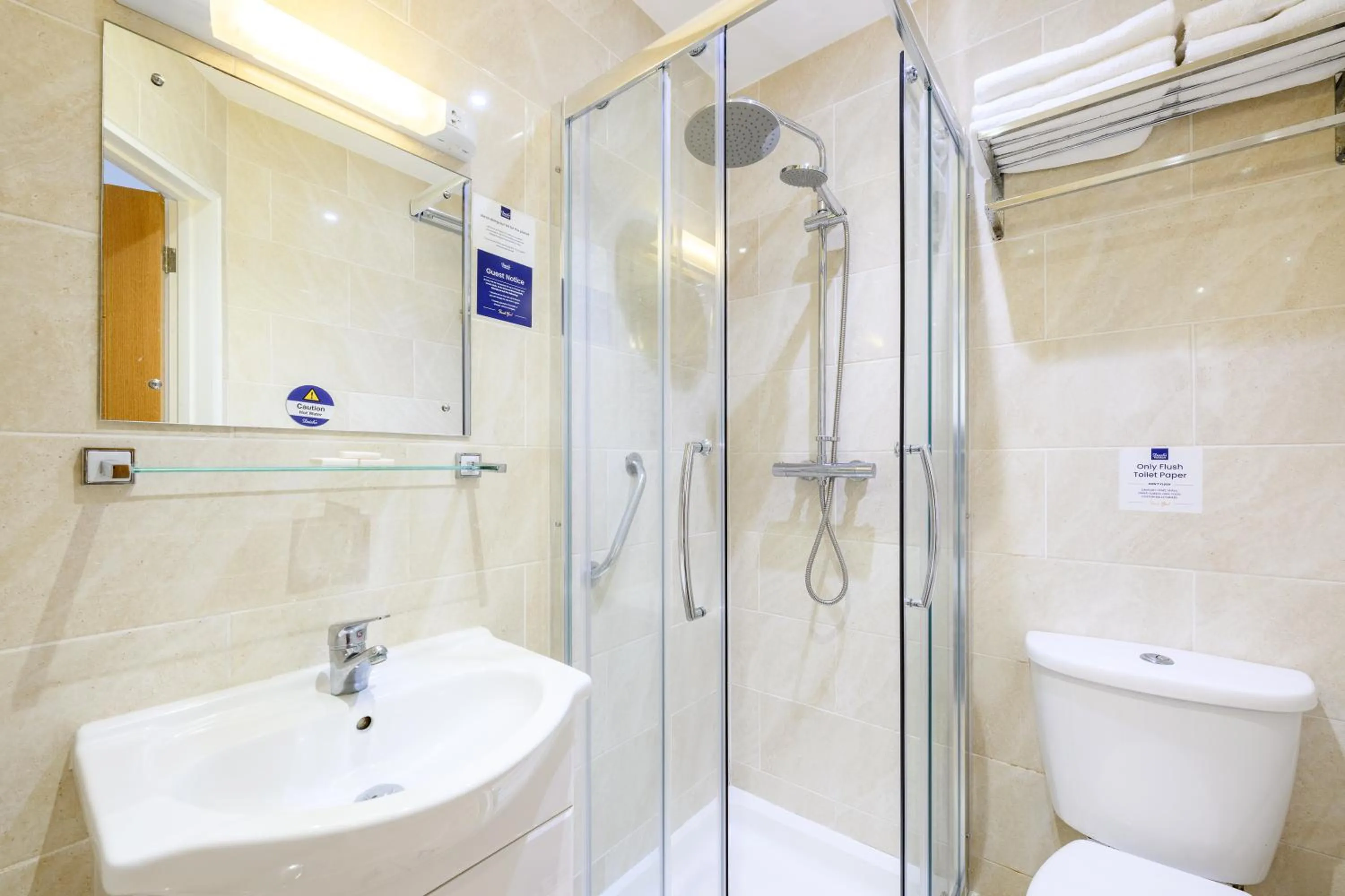 Shower in The Sandringham Hotel