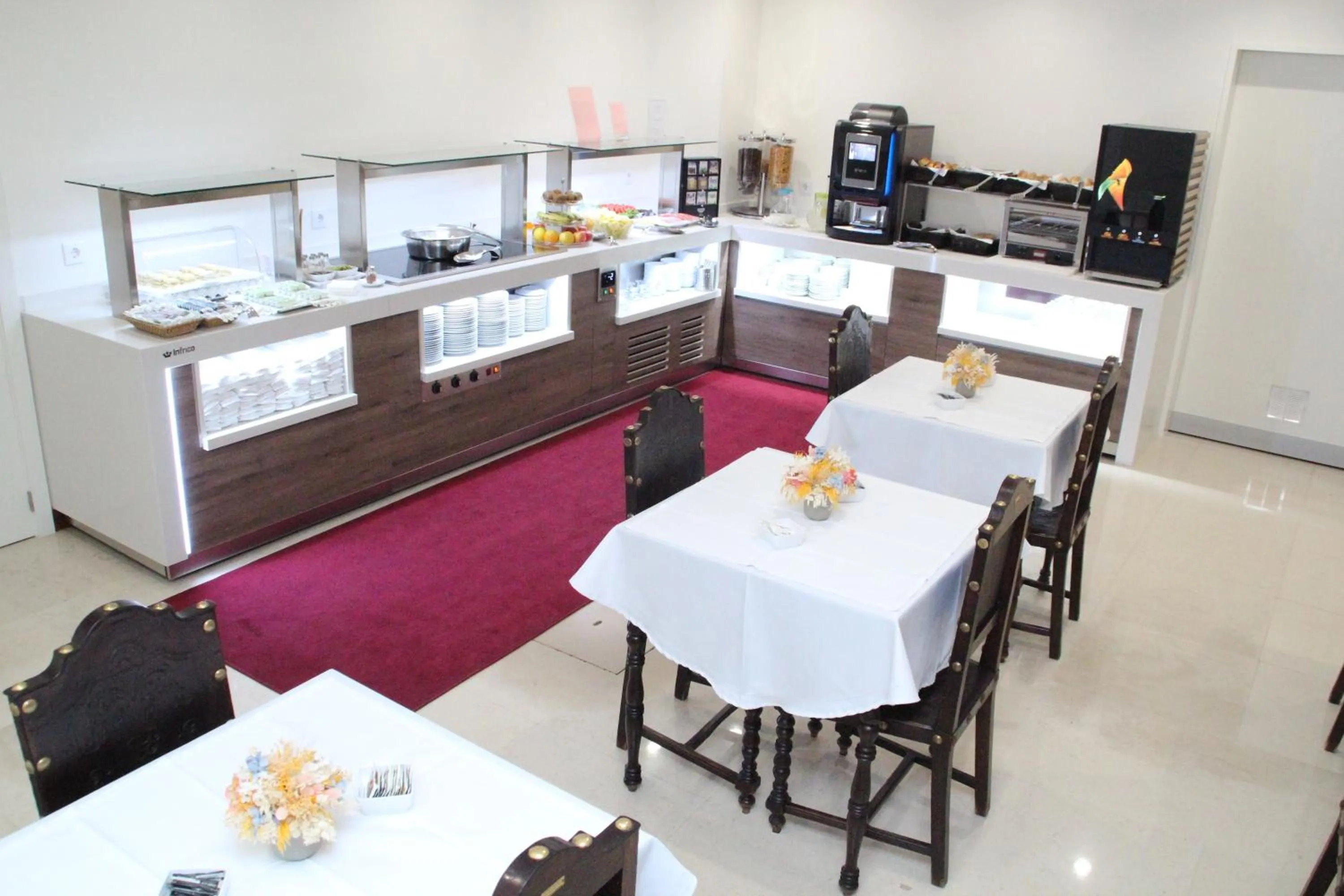 Dining area in Hotel Dona Sofia