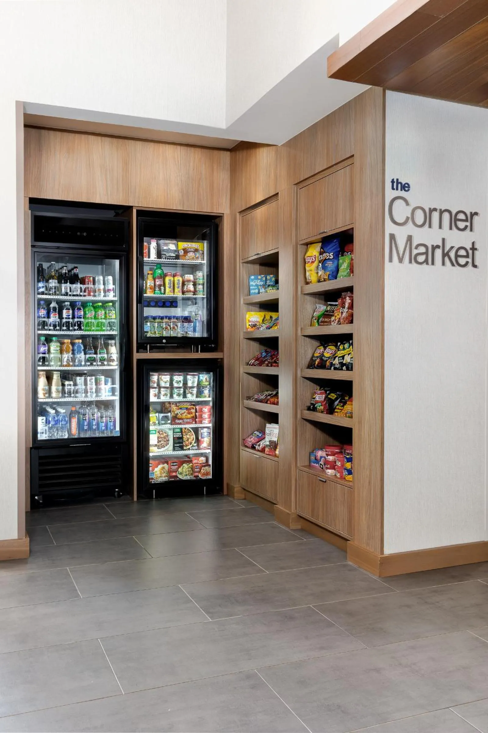 Food and drinks in Fairfield by Marriott Inn & Suites Spokane Airport