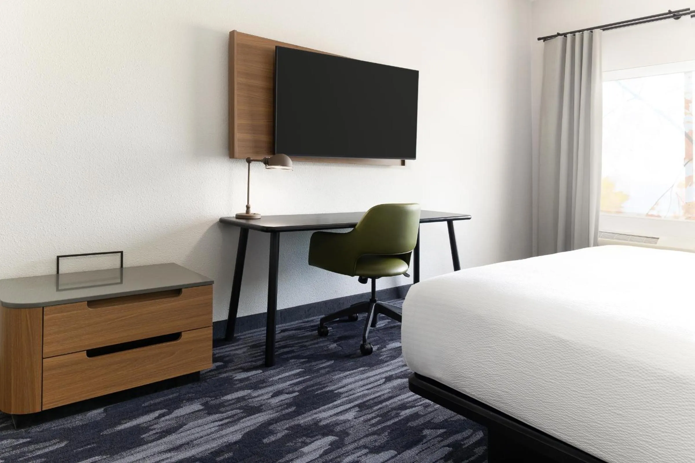 Bedroom, Bed in Fairfield by Marriott Inn & Suites Spokane Airport