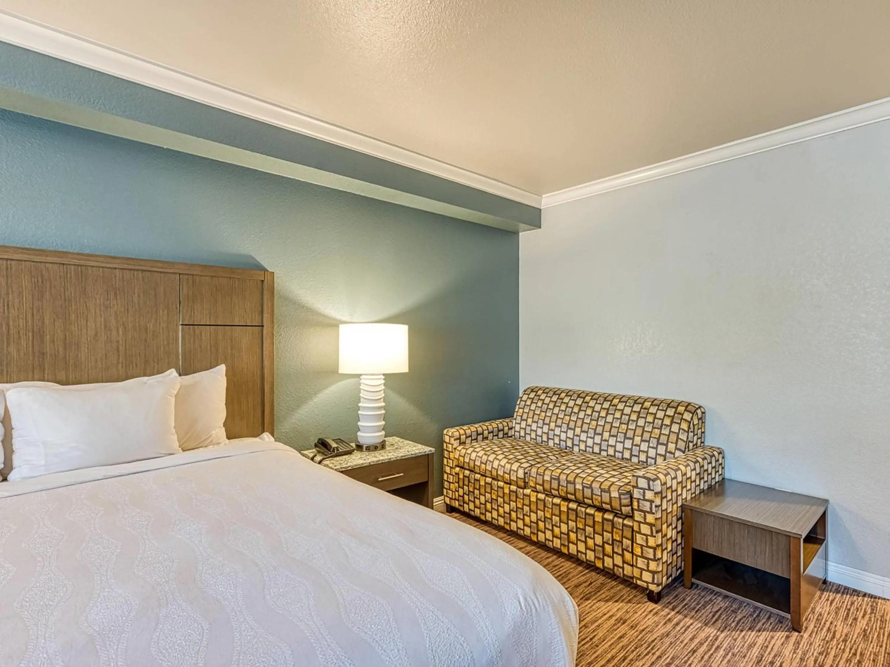 Bedroom, Bed in Amanzi Hotel, an Ascend Collection Hotel