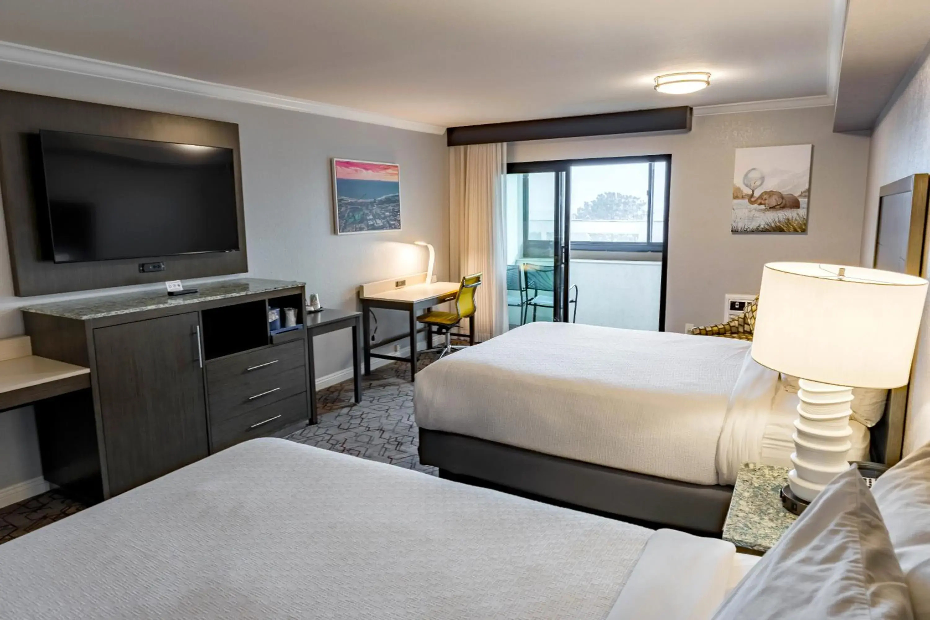 Standard Queen Room with Two Queen Beds with Balcony - Non Smoking in Amanzi Hotel, an Ascend Collection Hotel Standard Queen Room with Two Queen Beds with Balcony - Non Smoking in Amanzi Hotel, an Ascend Collection Hotel