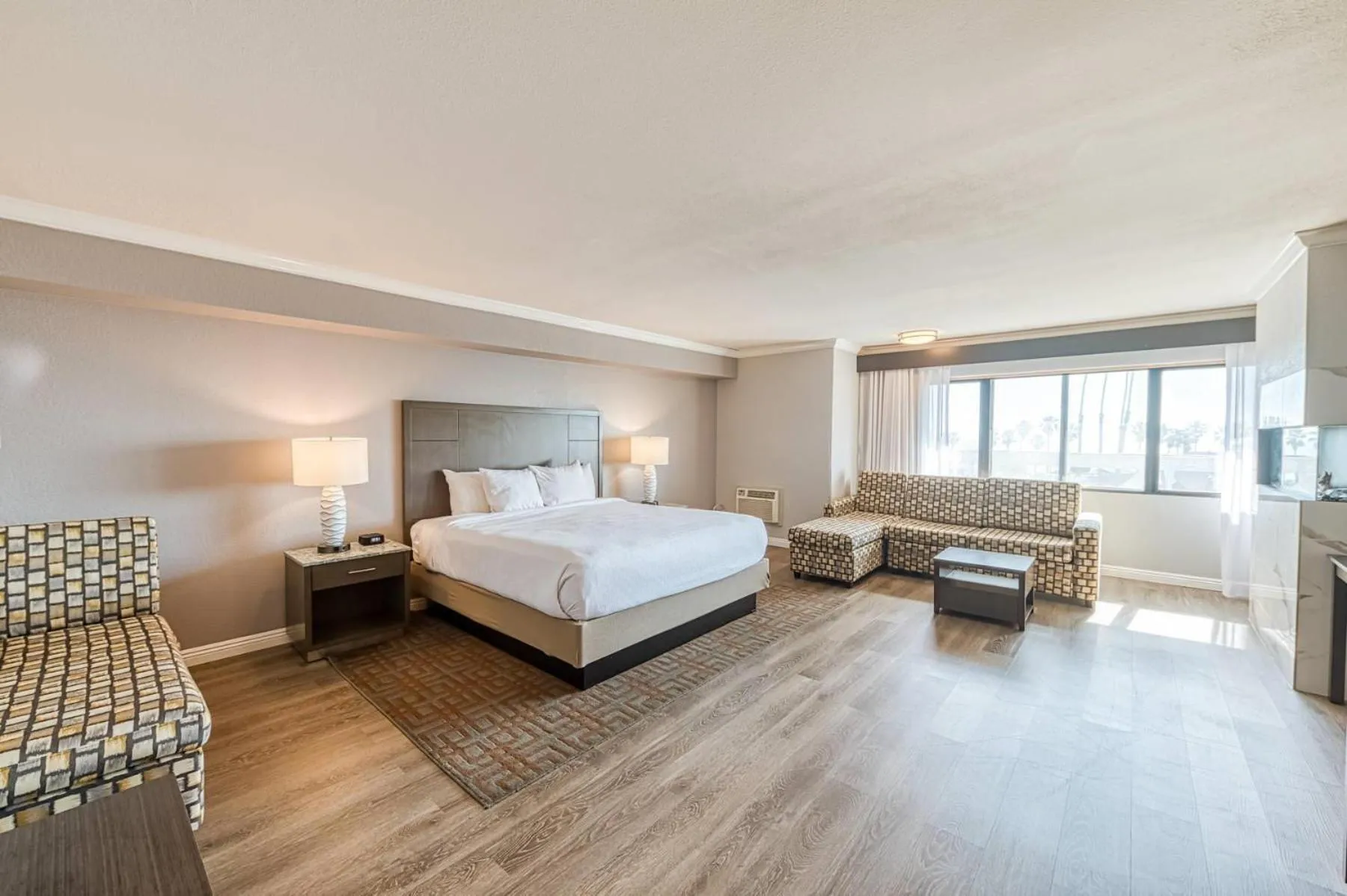 Bedroom, Bed in Amanzi Hotel, an Ascend Collection Hotel