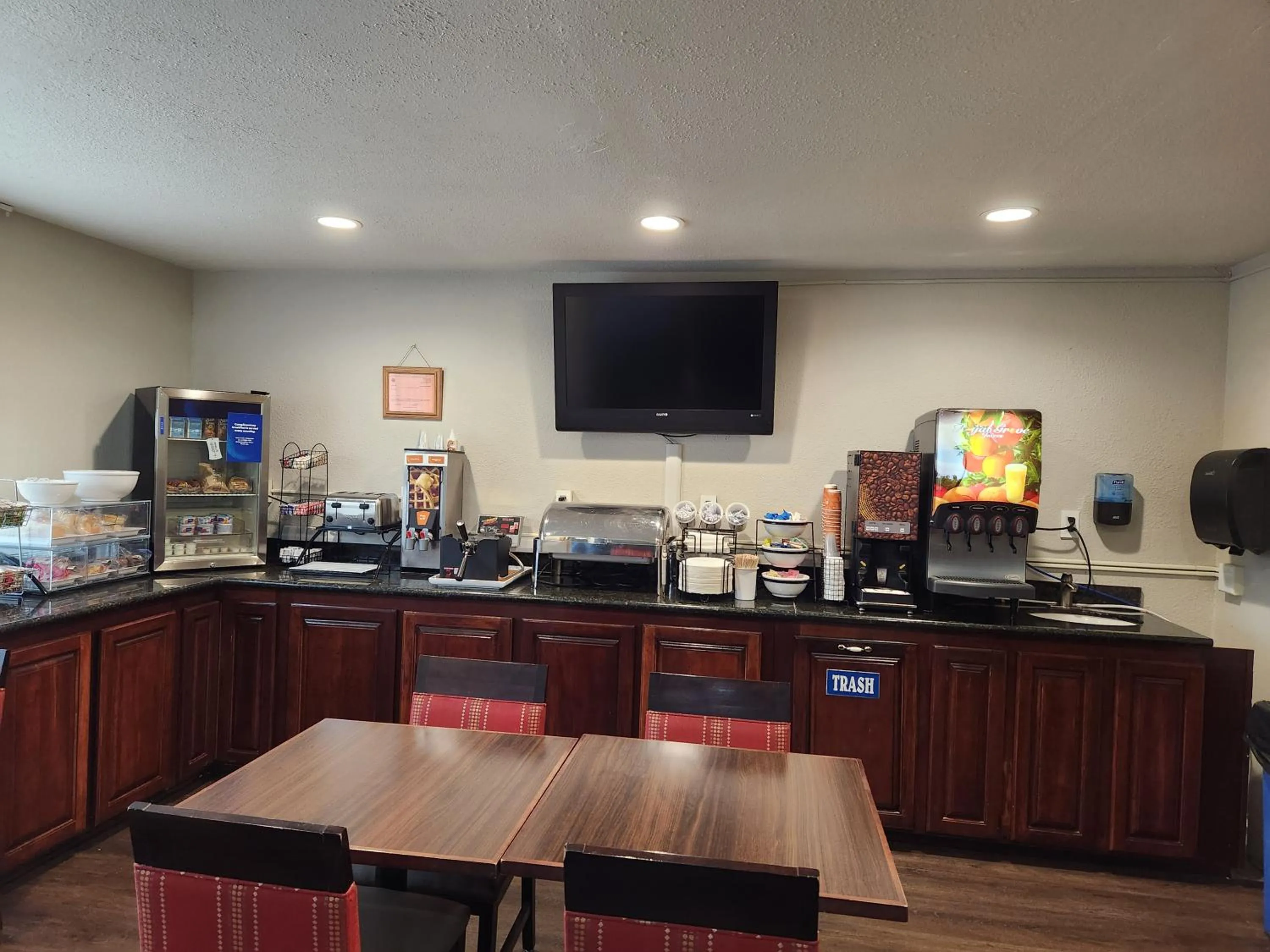 Coffee/tea facilities in Comfort Inn Yreka I-5