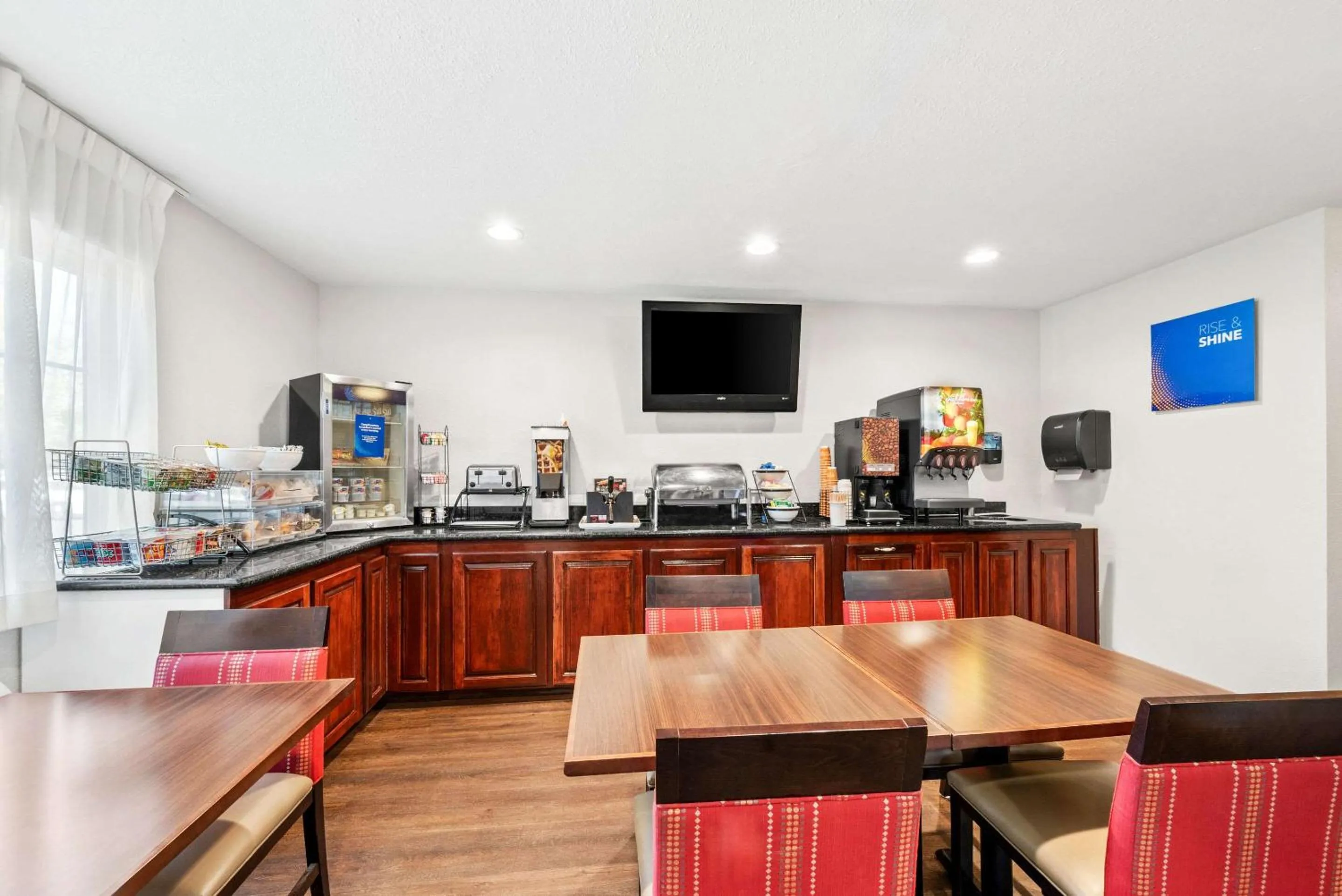 Coffee/tea facilities in Comfort Inn Yreka I-5