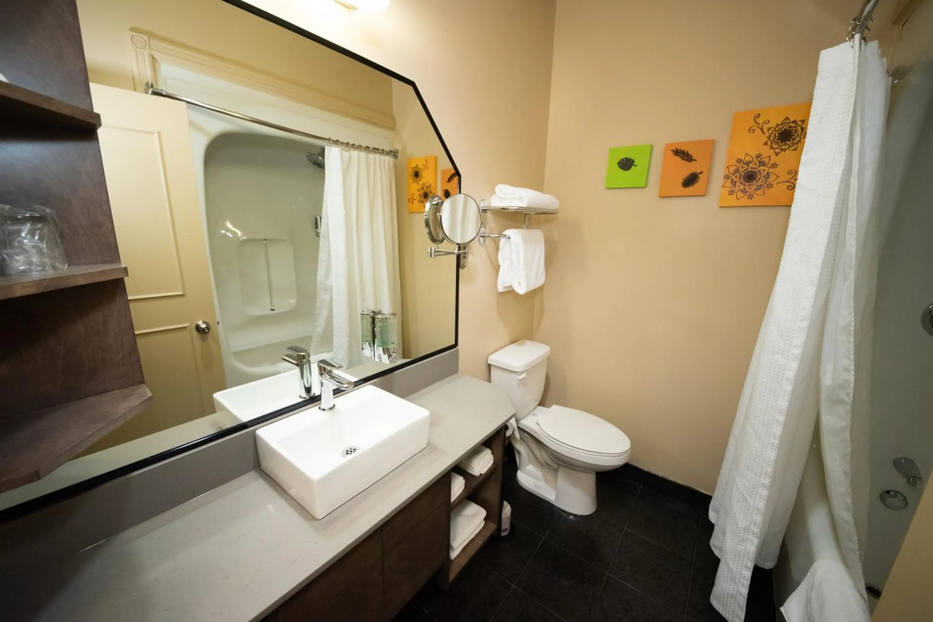Bathroom in Days Inn by Wyndham Berthierville