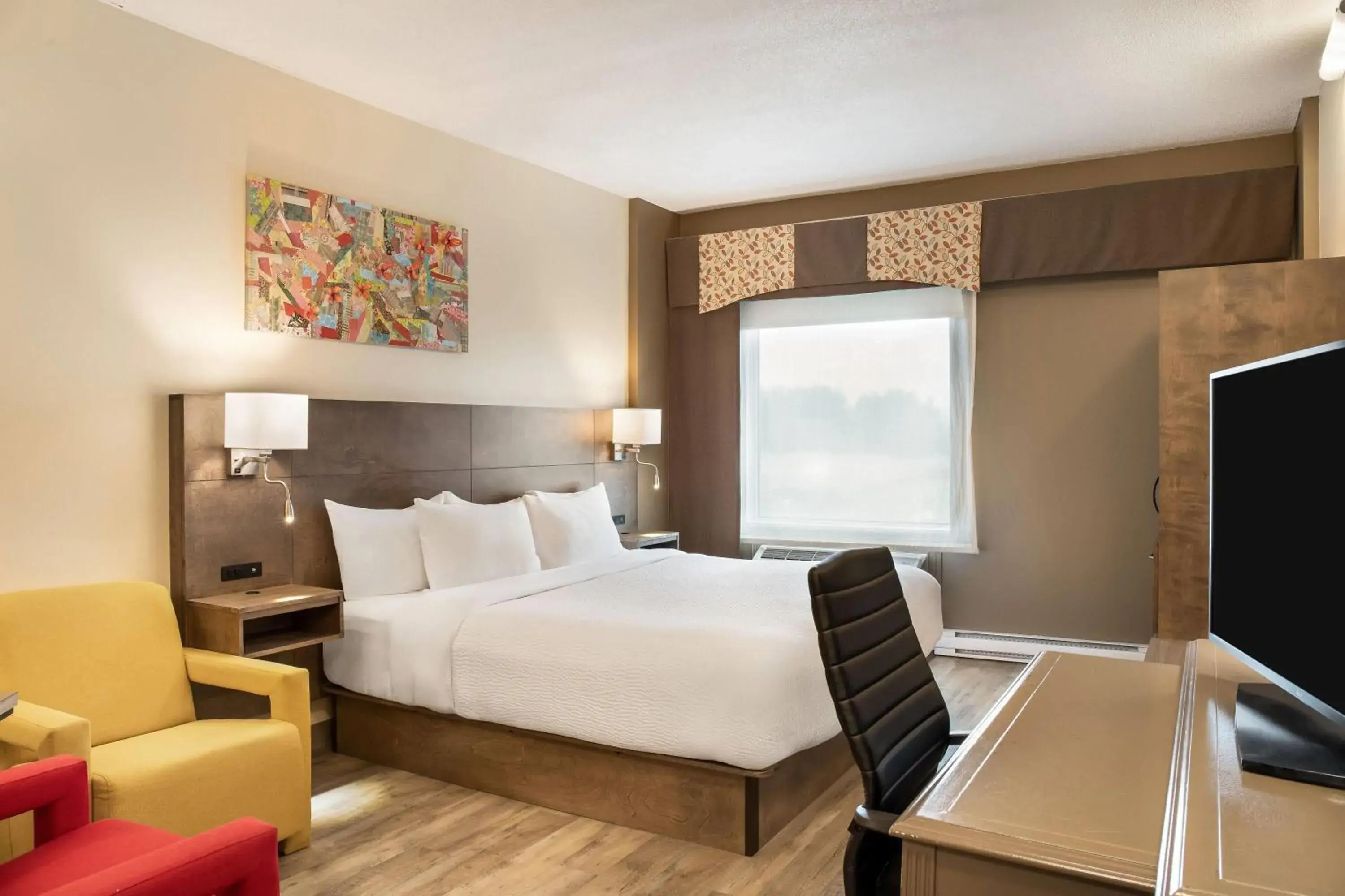 King Room - Non-Smoking in Days Inn by Wyndham Berthierville King Room - Non-Smoking in Days Inn by Wyndham Berthierville