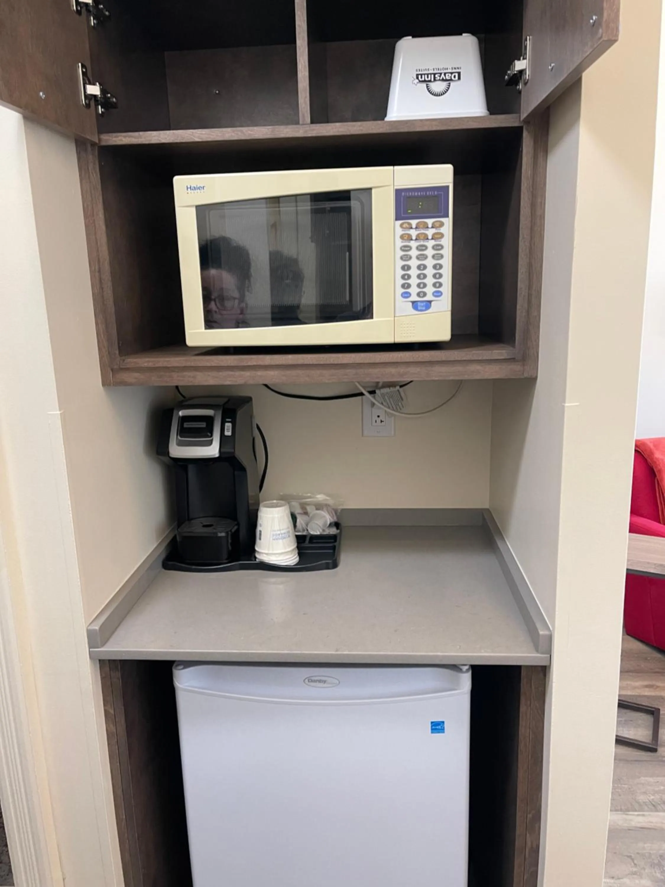 Kitchen or kitchenette in Days Inn by Wyndham Berthierville