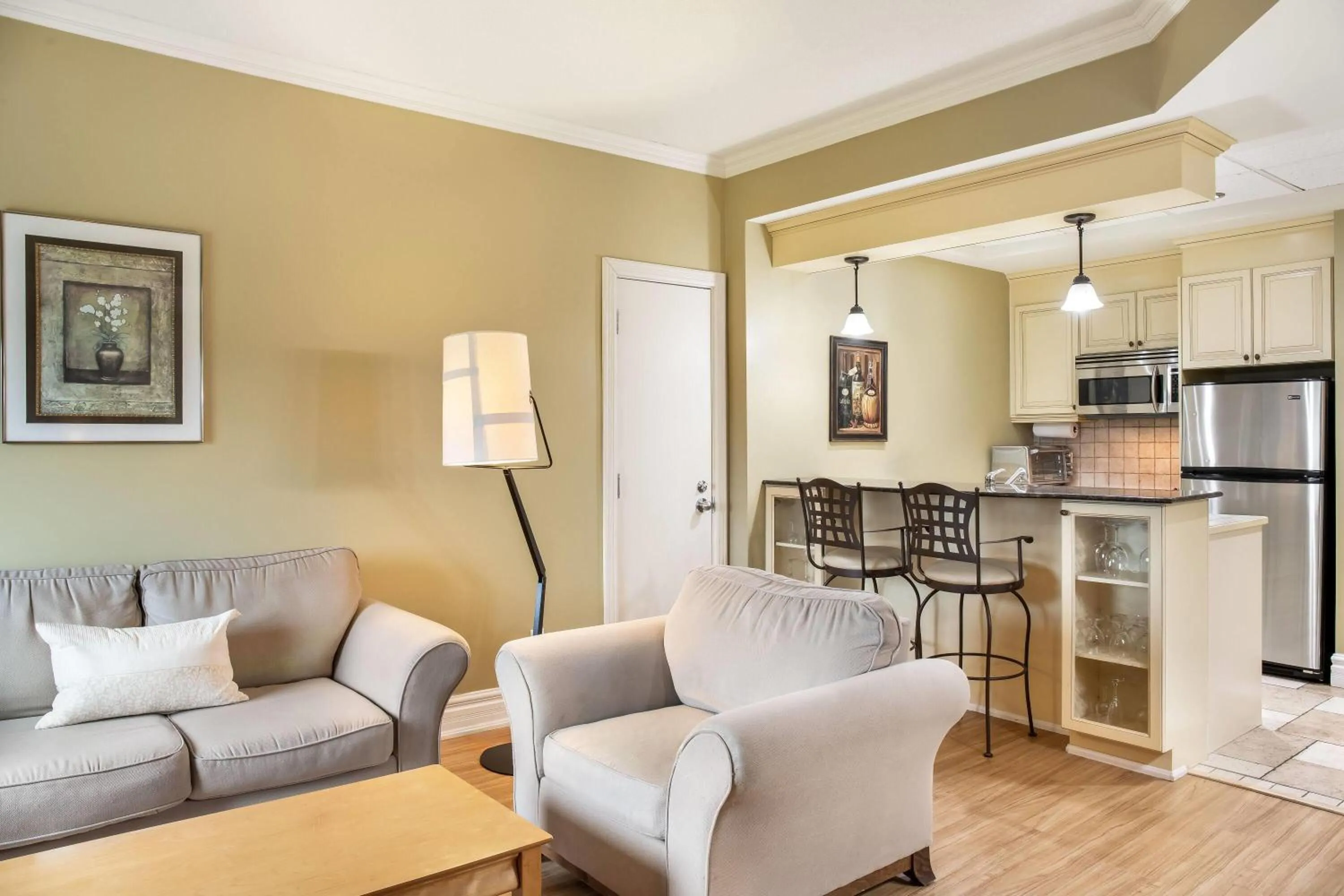 Photo of the whole room in Days Inn by Wyndham Berthierville