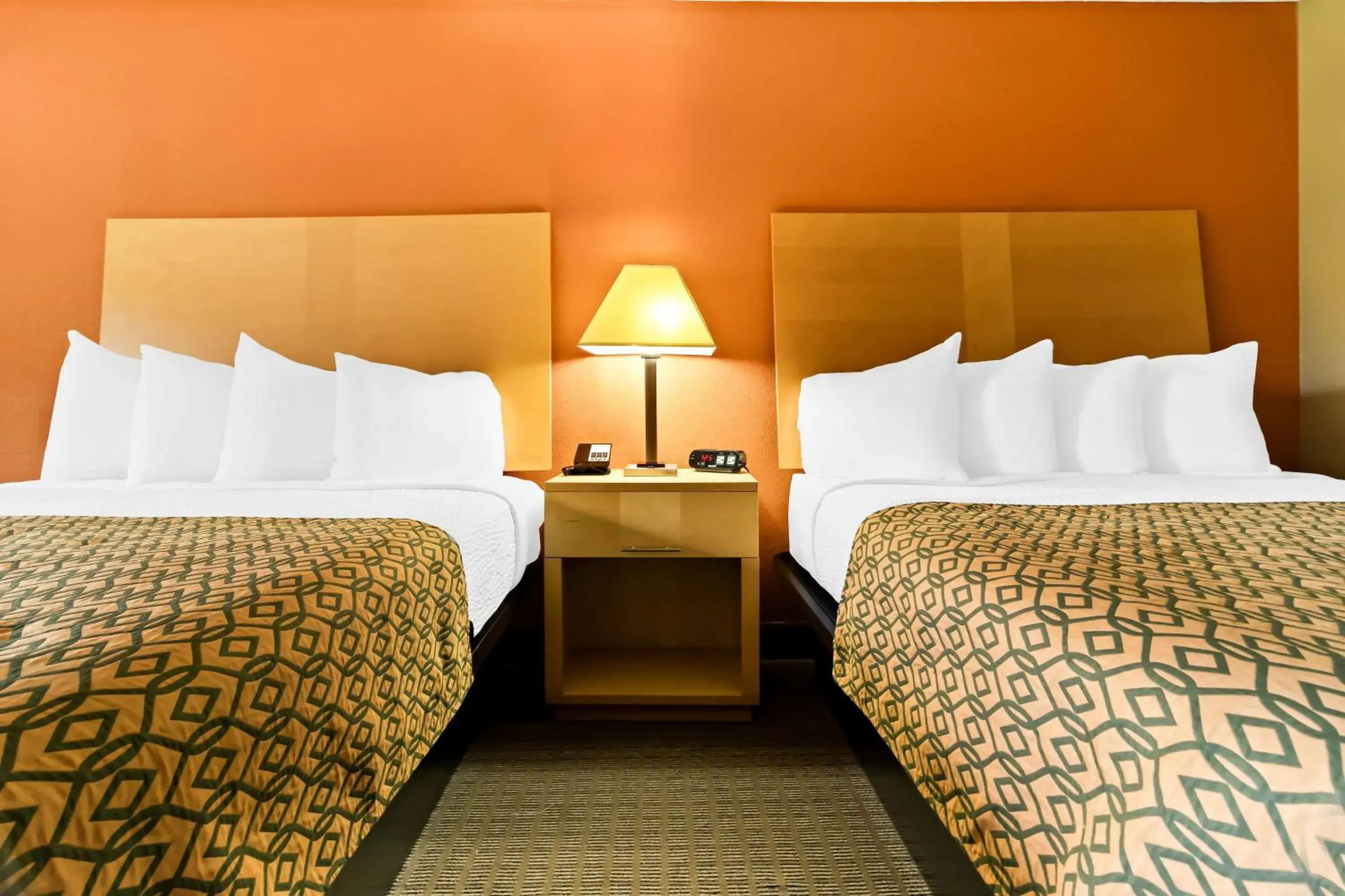 Queen Room with Two Queen Beds - Non-Smoking in Best Western Paducah Inn Queen Room with Two Queen Beds - Non-Smoking in Best Western Paducah Inn