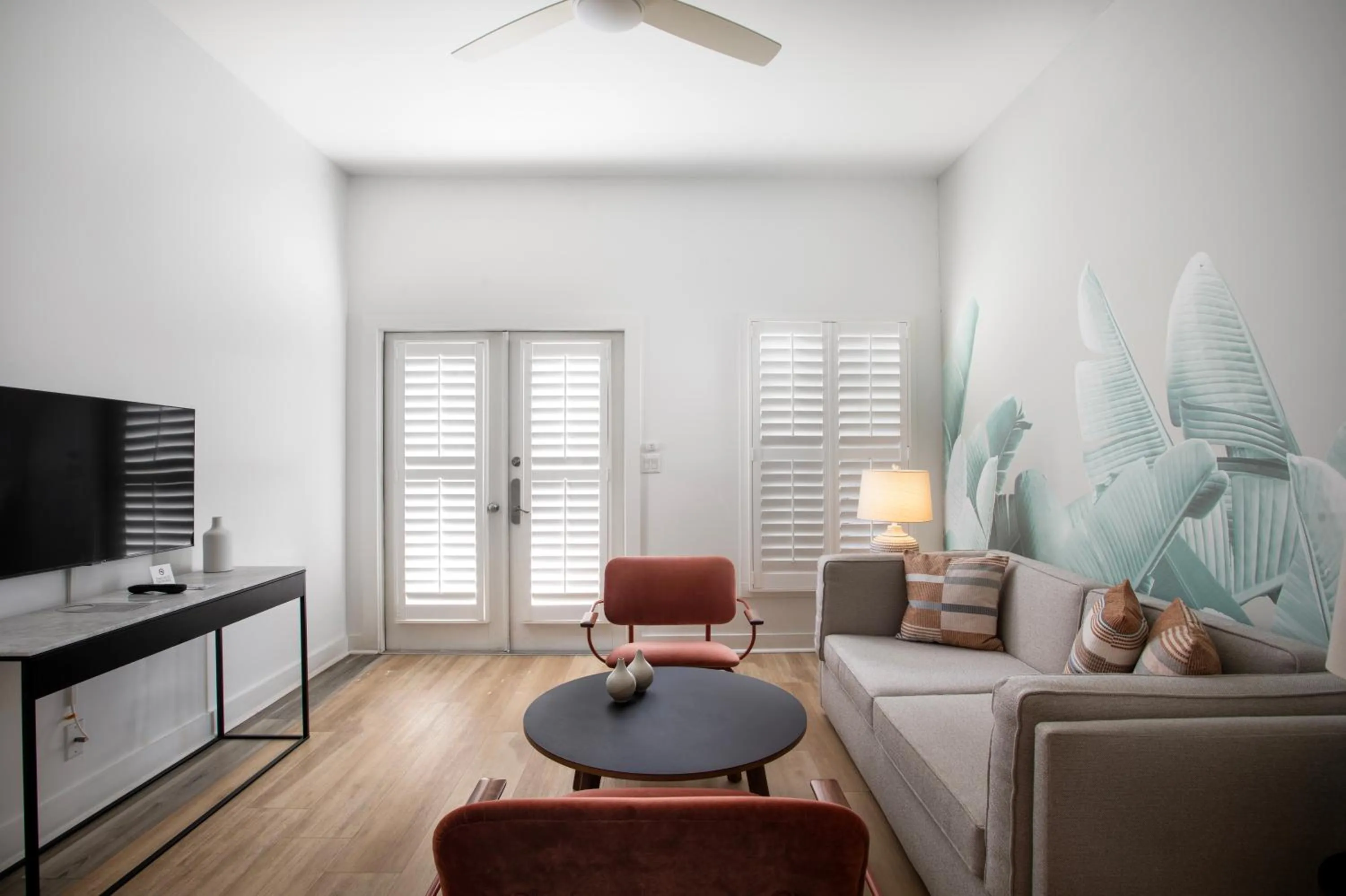 Living room in Paradise Inn - Adult Exclusive