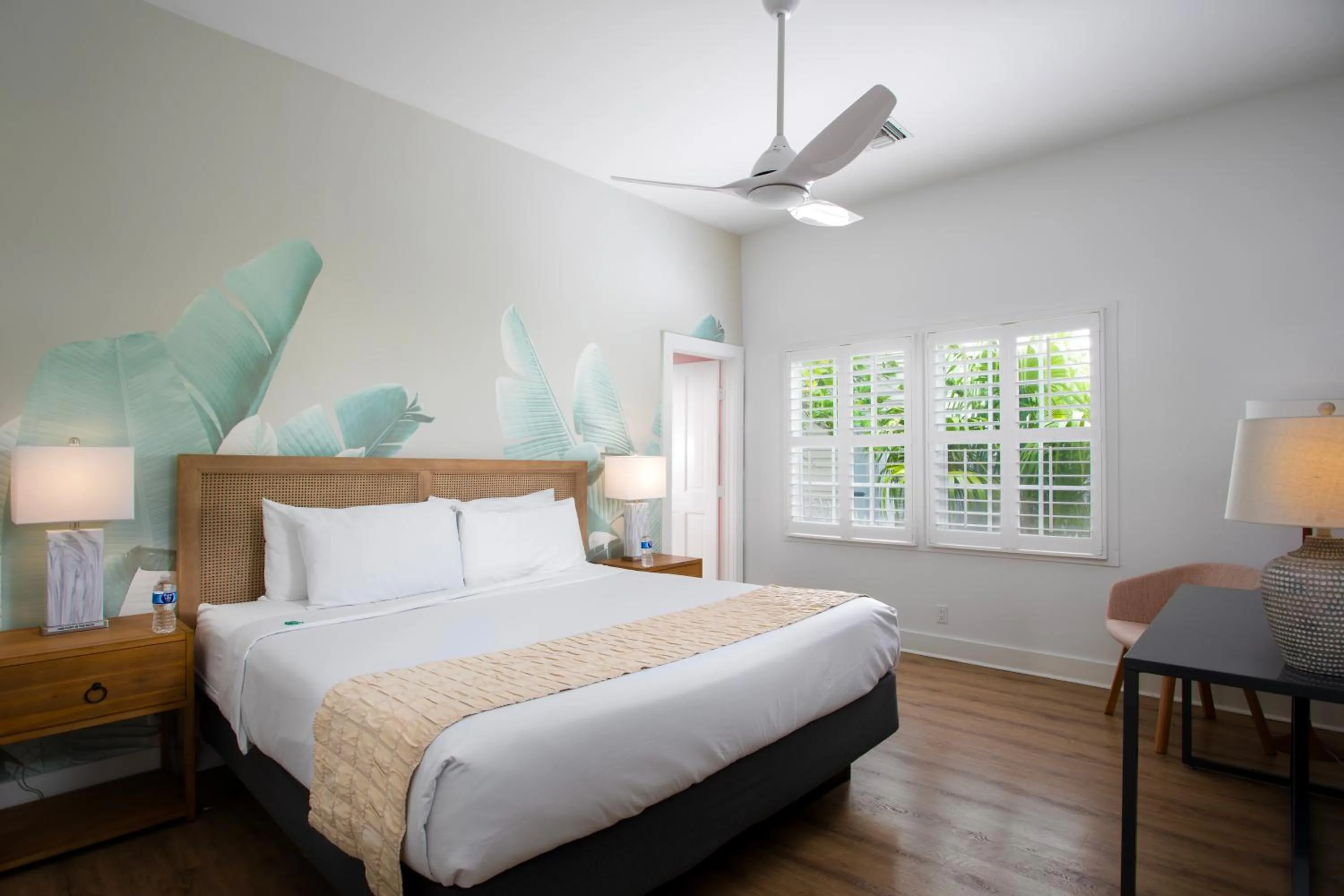 Bedroom, Bed in Paradise Inn - Adult Exclusive