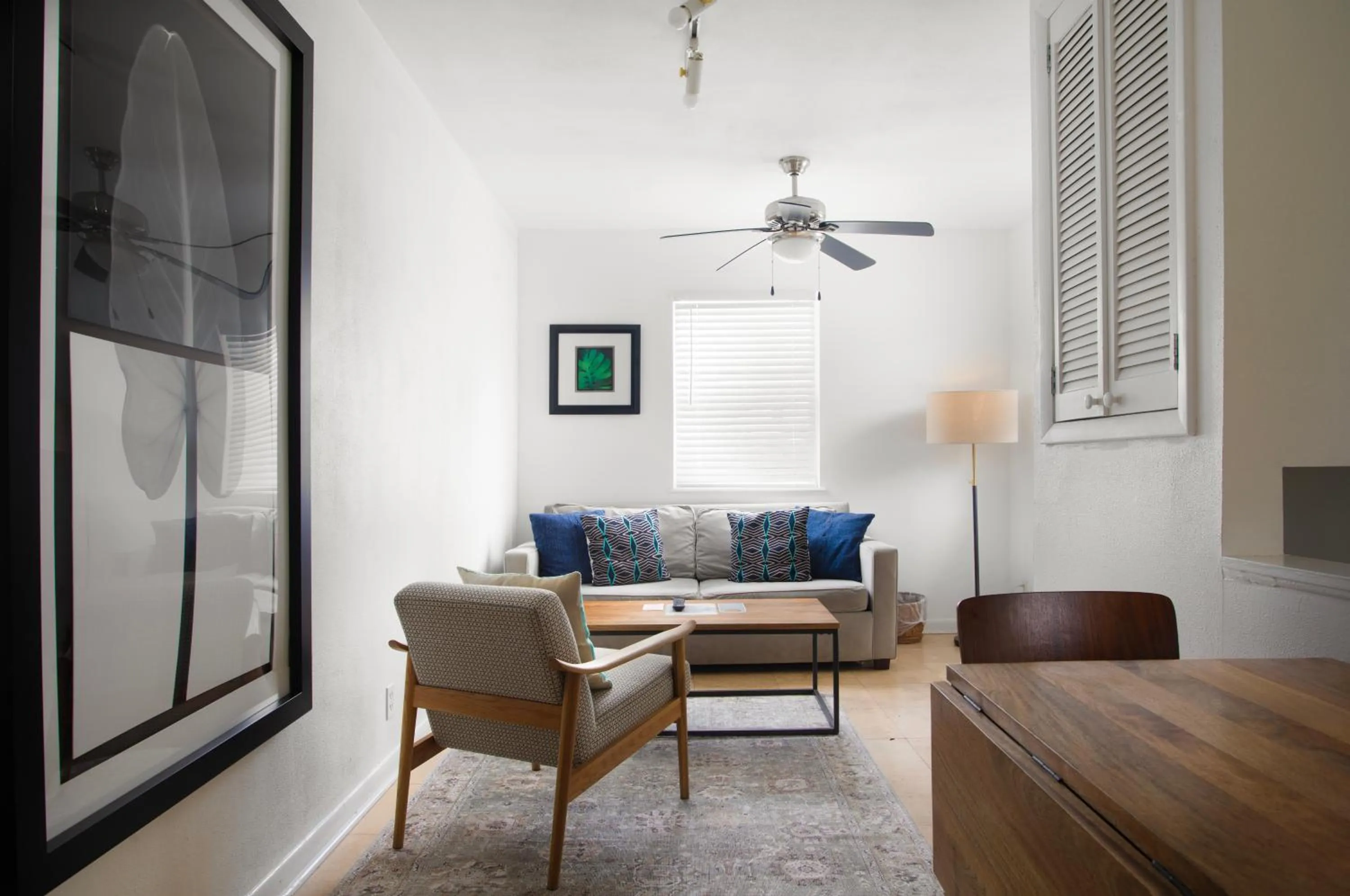 Living room in Paradise Inn - Adult Exclusive